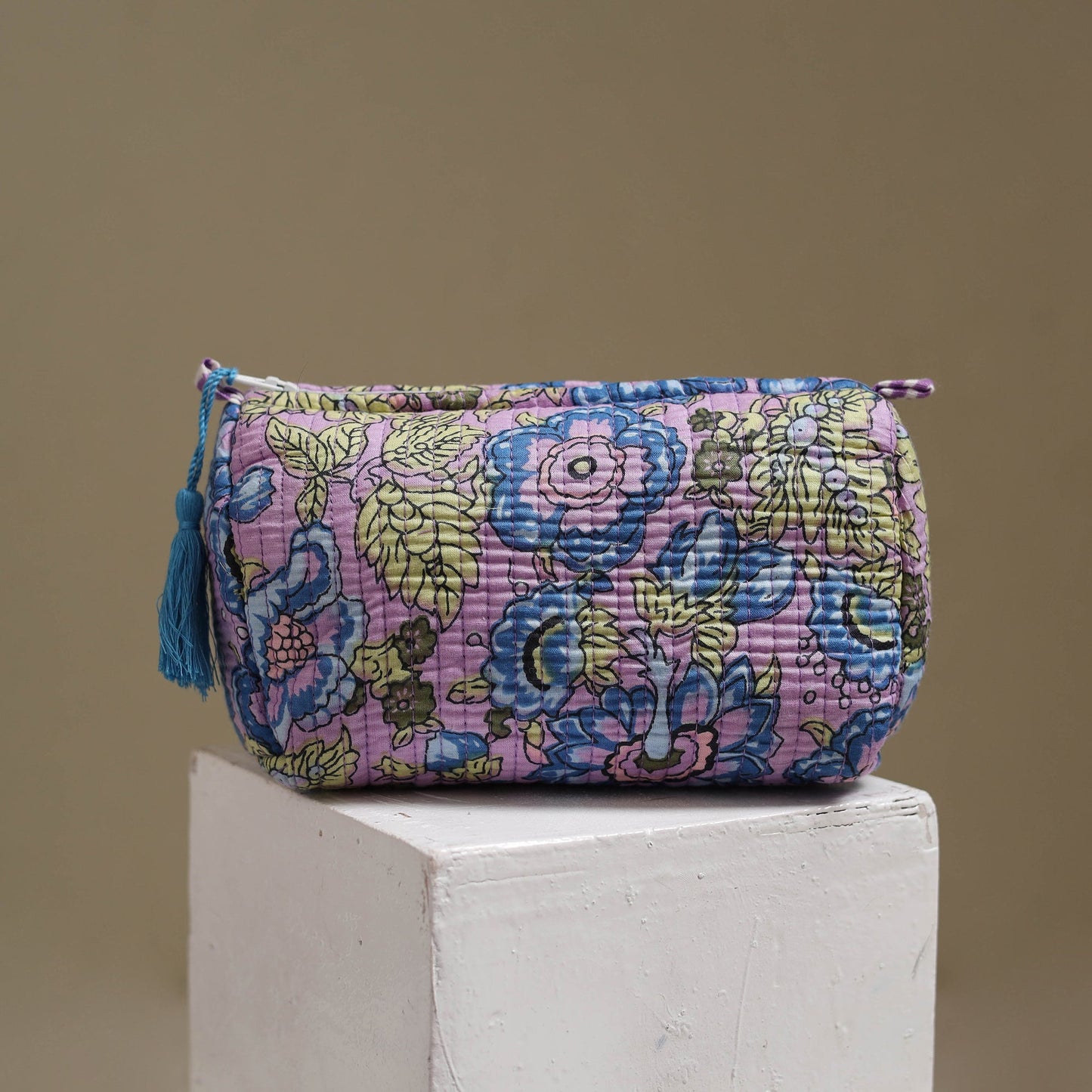 Floral hand block print quilted toiletry bags (set of 3) 28