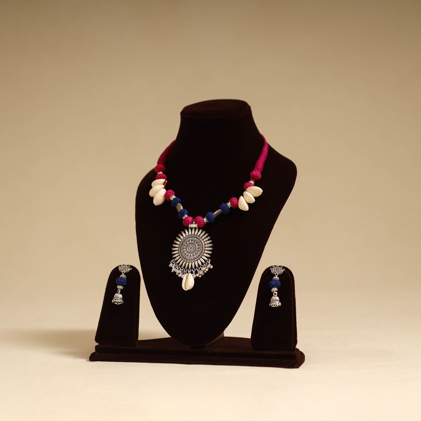 Pink - german silver necklace set with thread beads 08