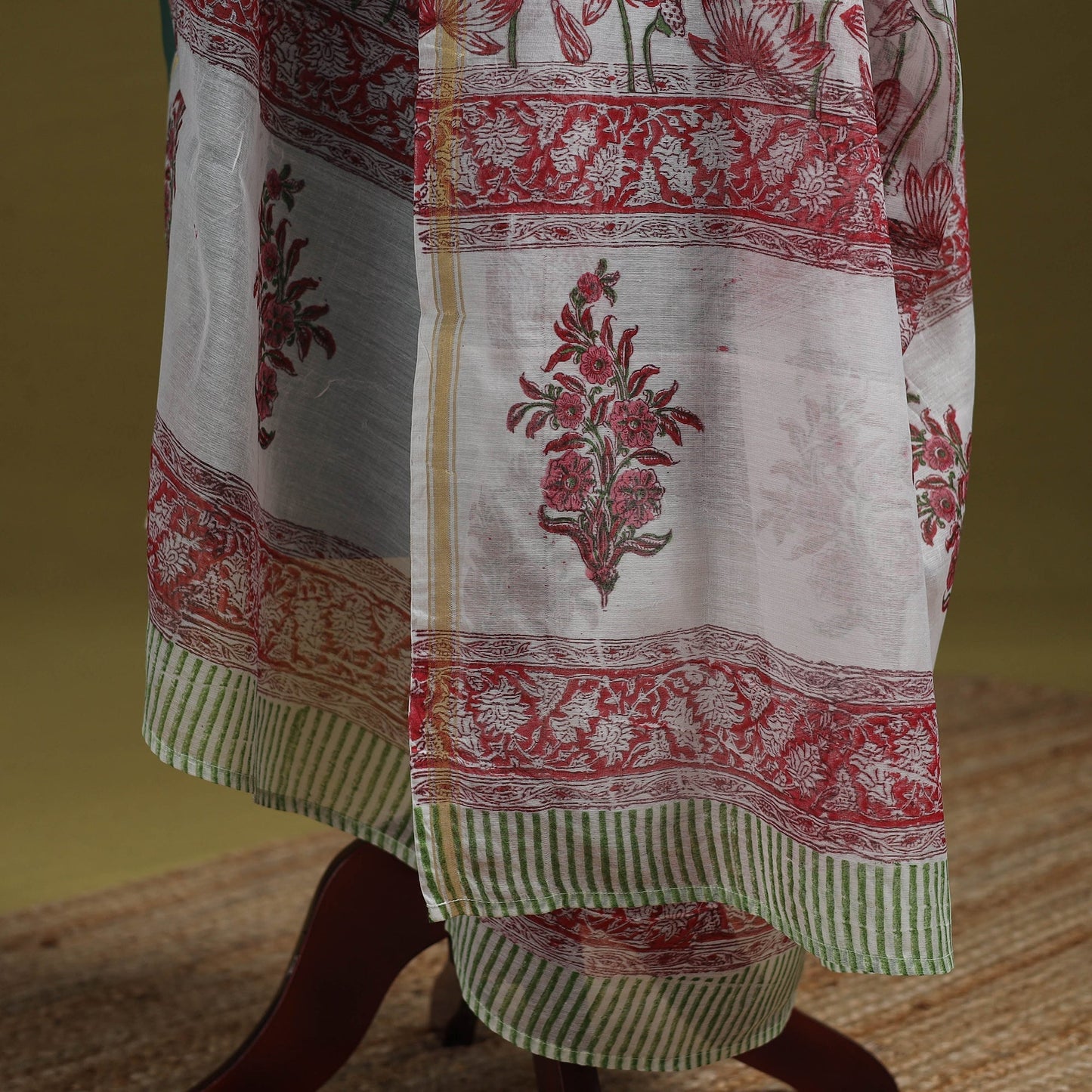 Hand chanderi silk sanganeri floral dupatta 37 - handcrafted