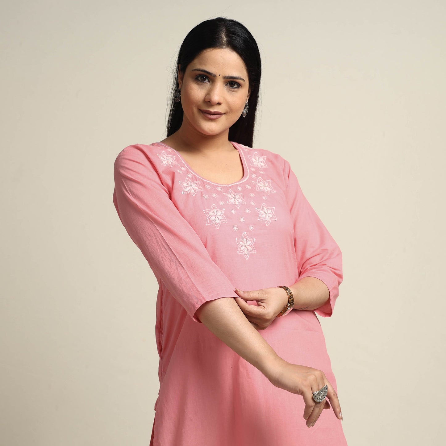 Hand Embroidery Plain Kurta