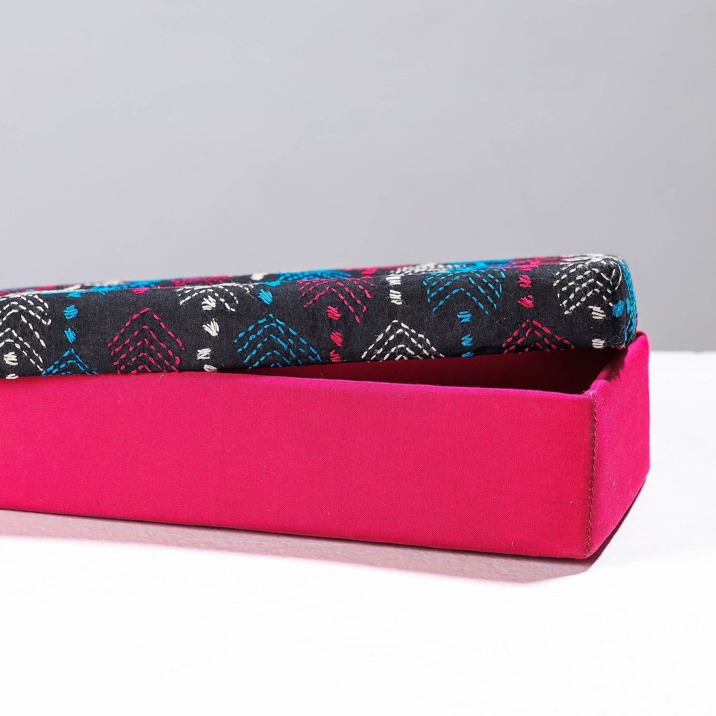 Pink Handcrafted Bengal Kantha Work Tissue Box