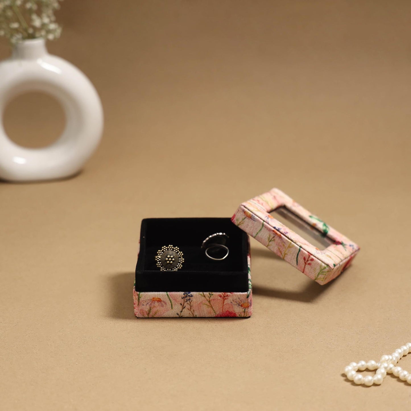 Handcrafted printed fabric ring/earring box 41