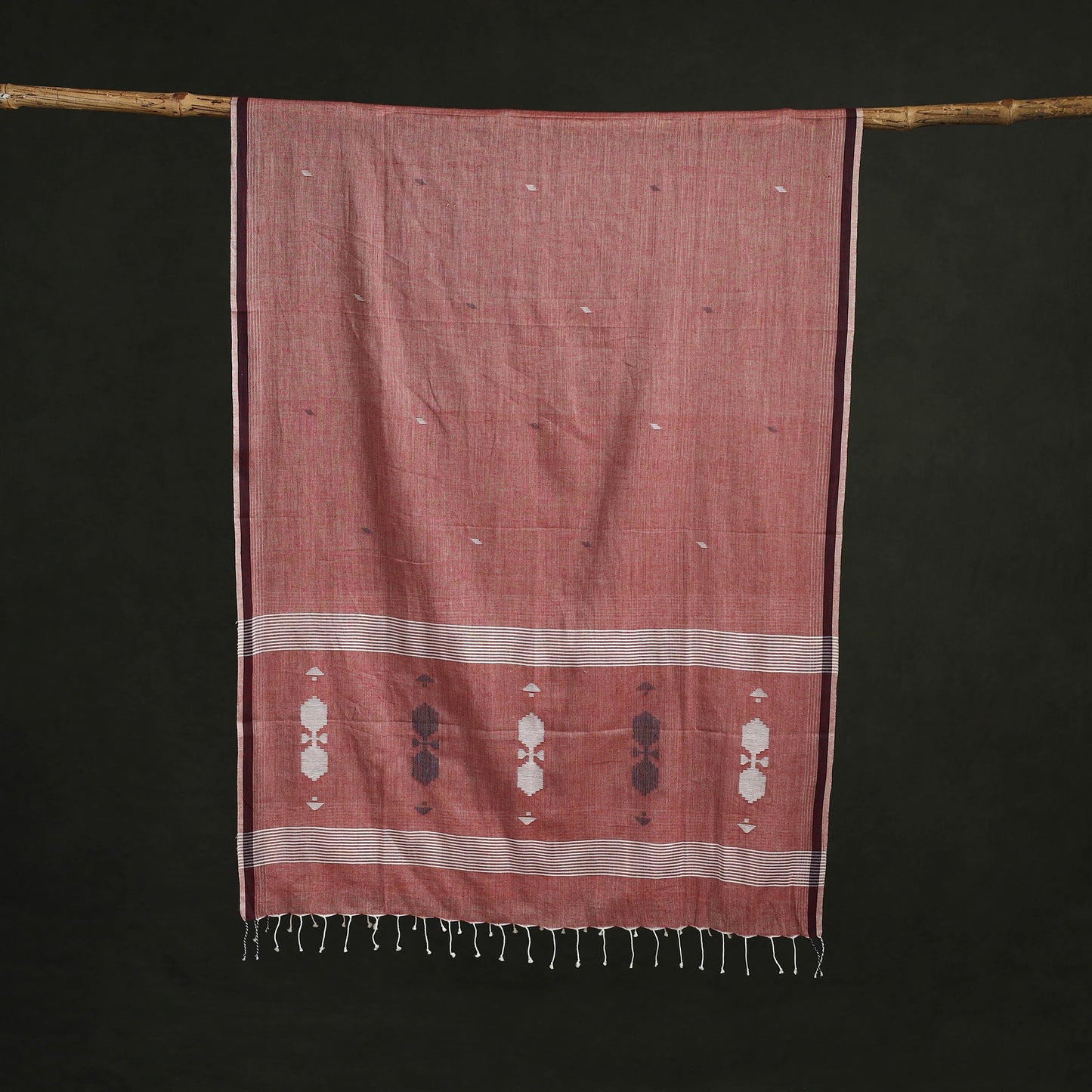Handloom cotton burdwan jamdani stole with tassels 43