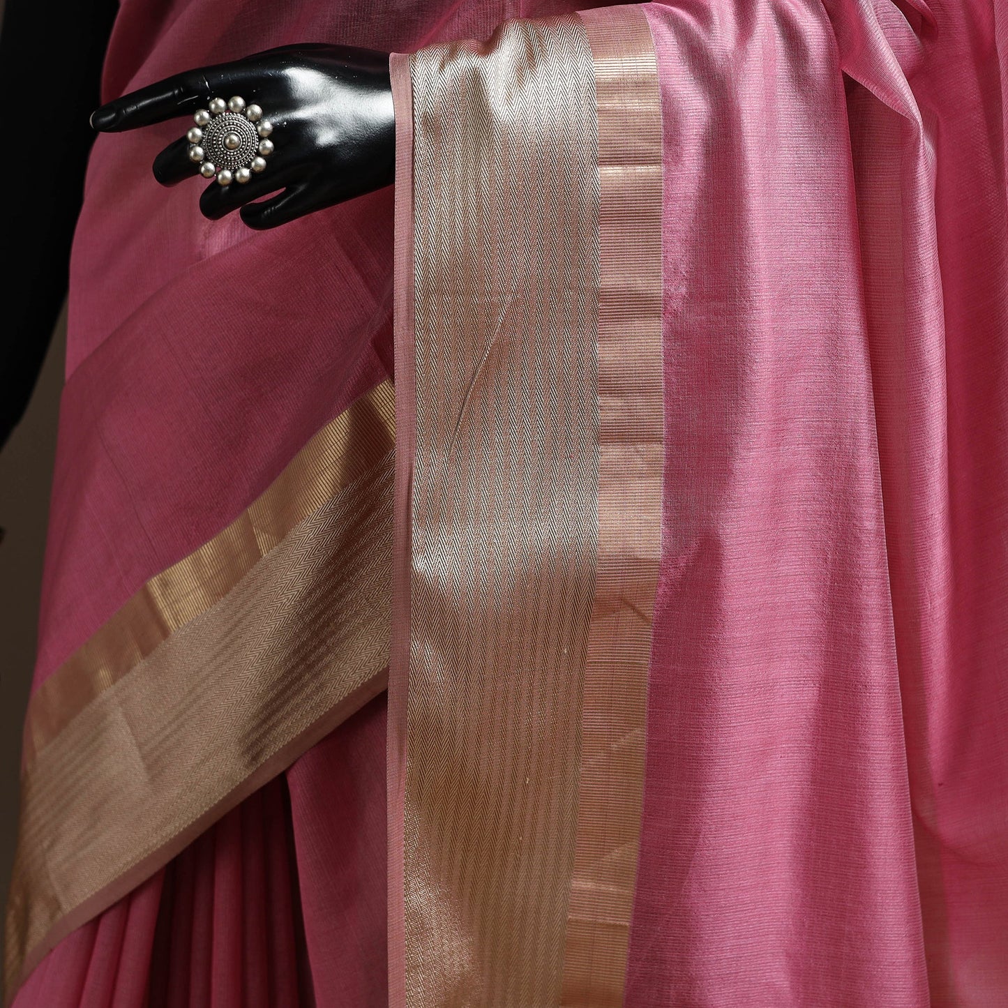 Pink - handloom maheshwari saree with ghicha pallu resham