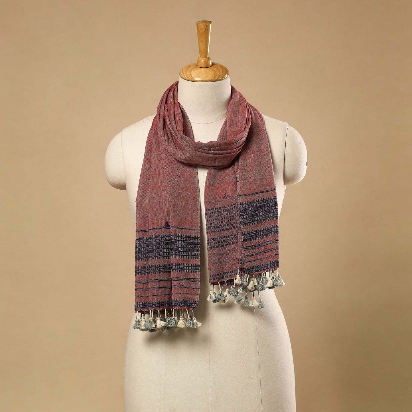 Buy Handloom Organic Kala Cotton Kutch Bhujodi Stole