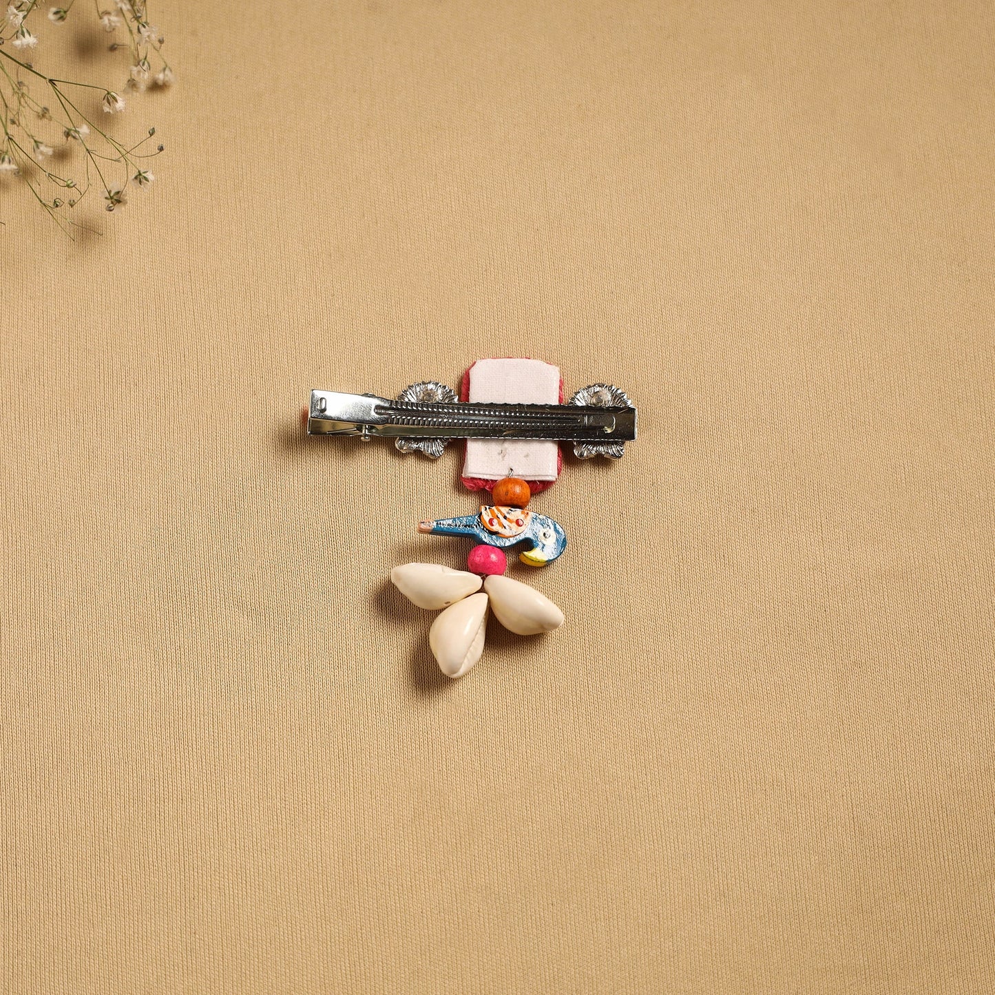 Handmade gs shell & thread work hair clip 33 - handcrafted