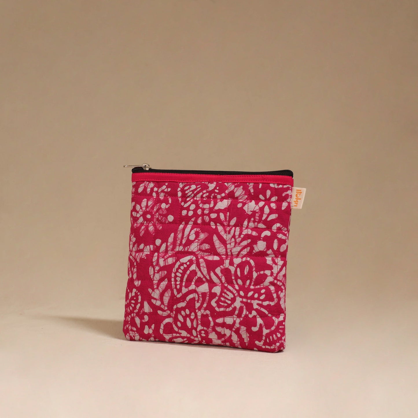Handmade quilted utility pouch 02 - handcrafted