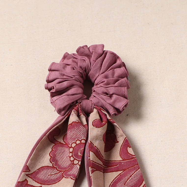 Handmade rubber band/scarf scrunchie 79 - handcrafted
