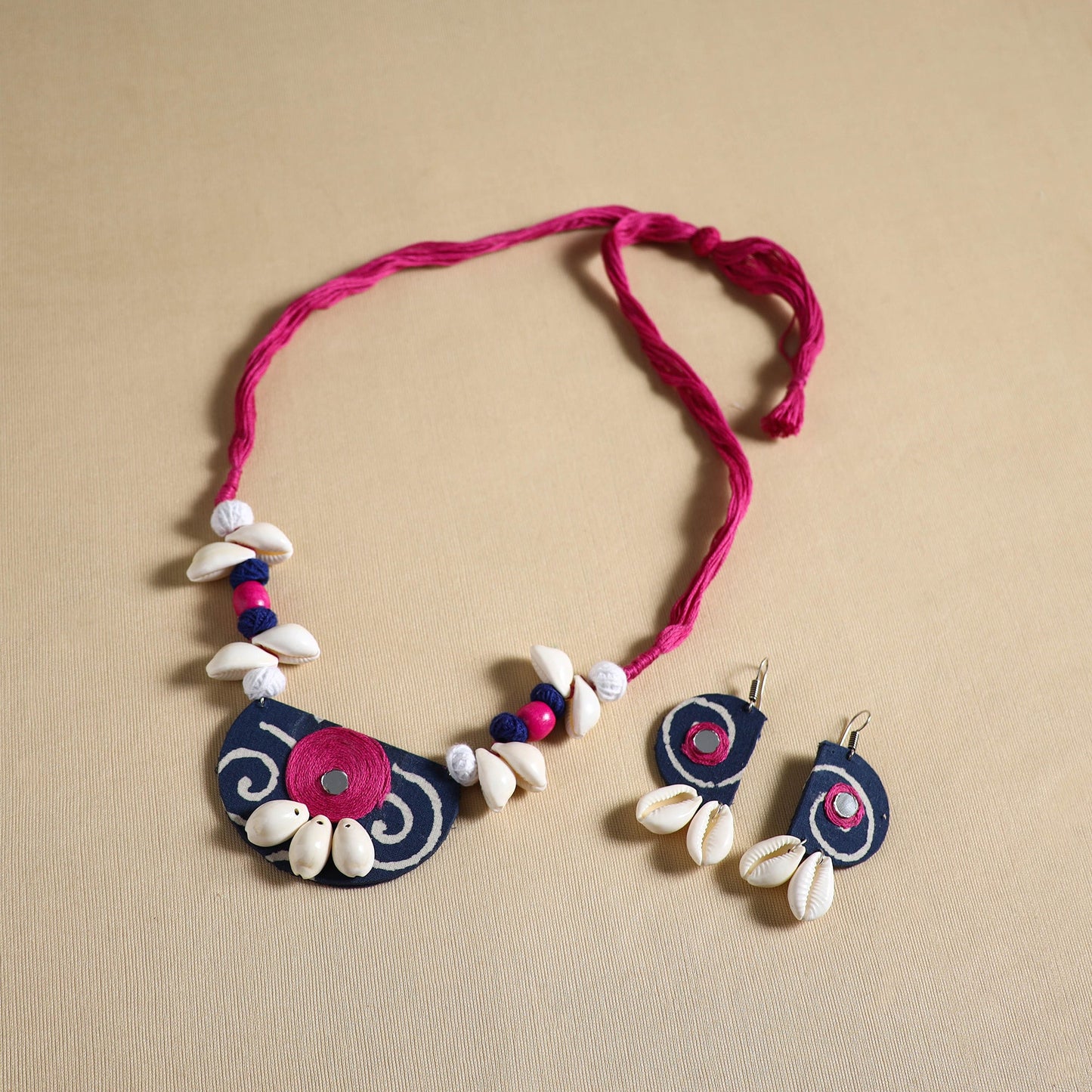 Handmade Shell Work Fabart Necklace Set 15