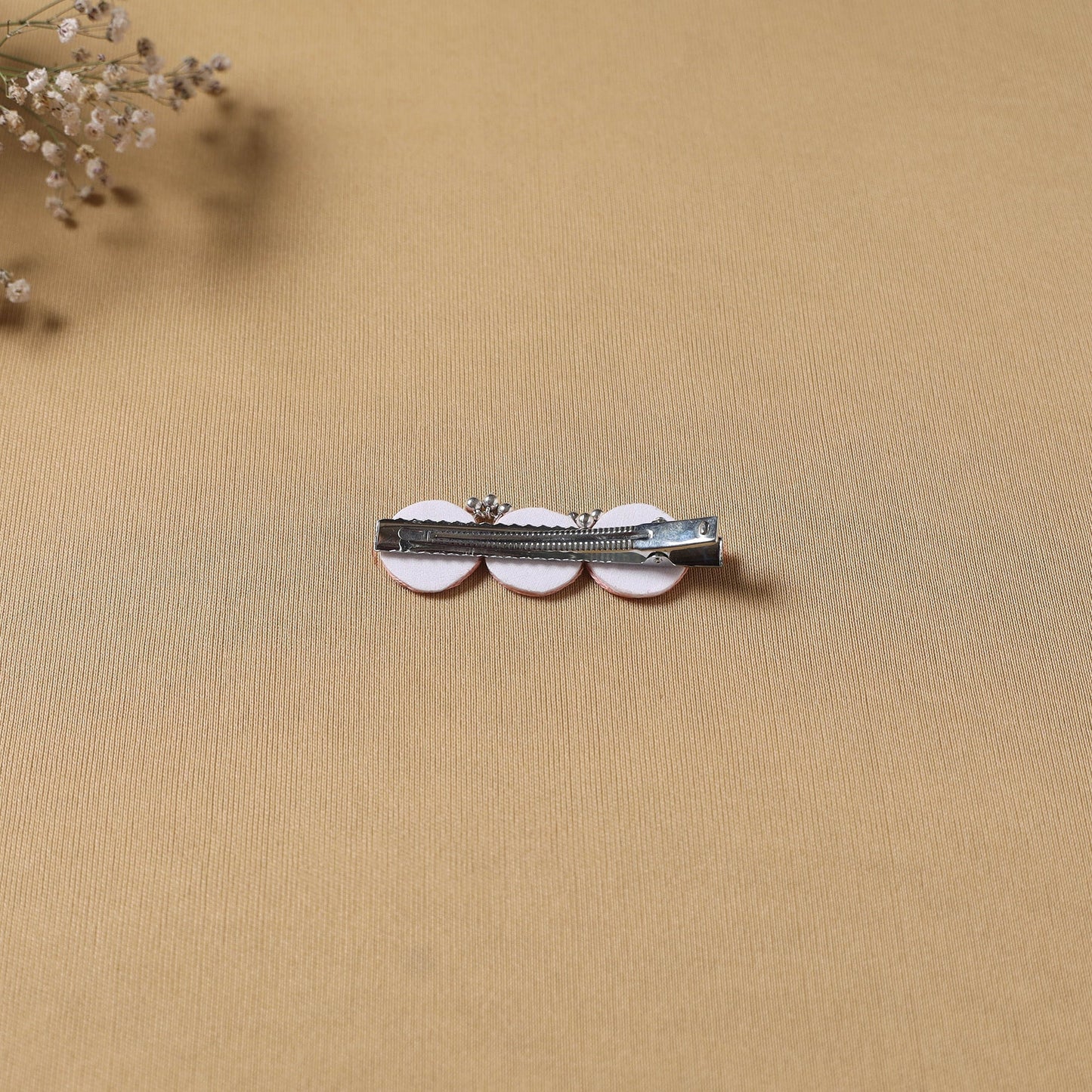 Handmade thread mirror work hair clip 01 - handcrafted