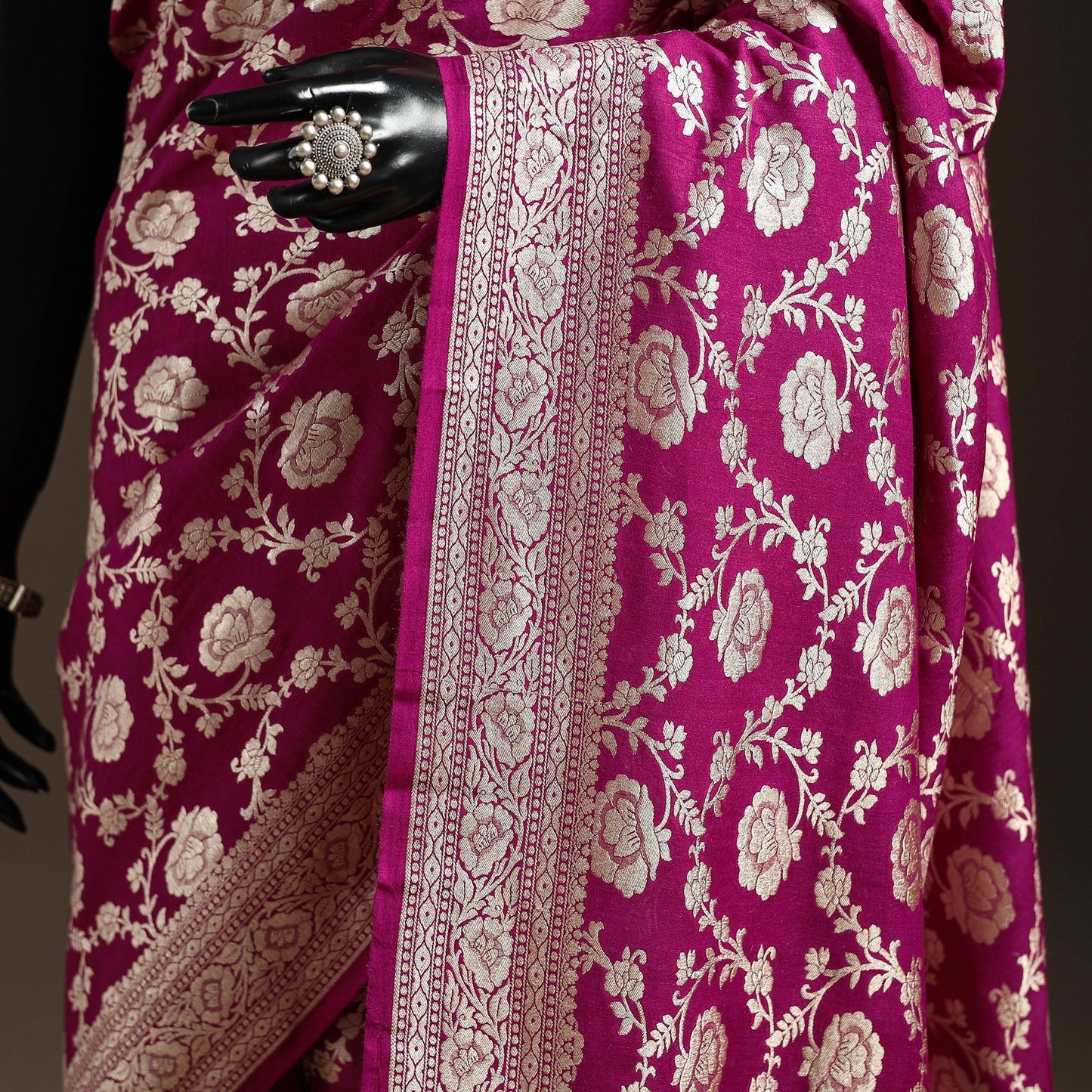 Handwoven zari jaal work mulberry x muga silk heavy