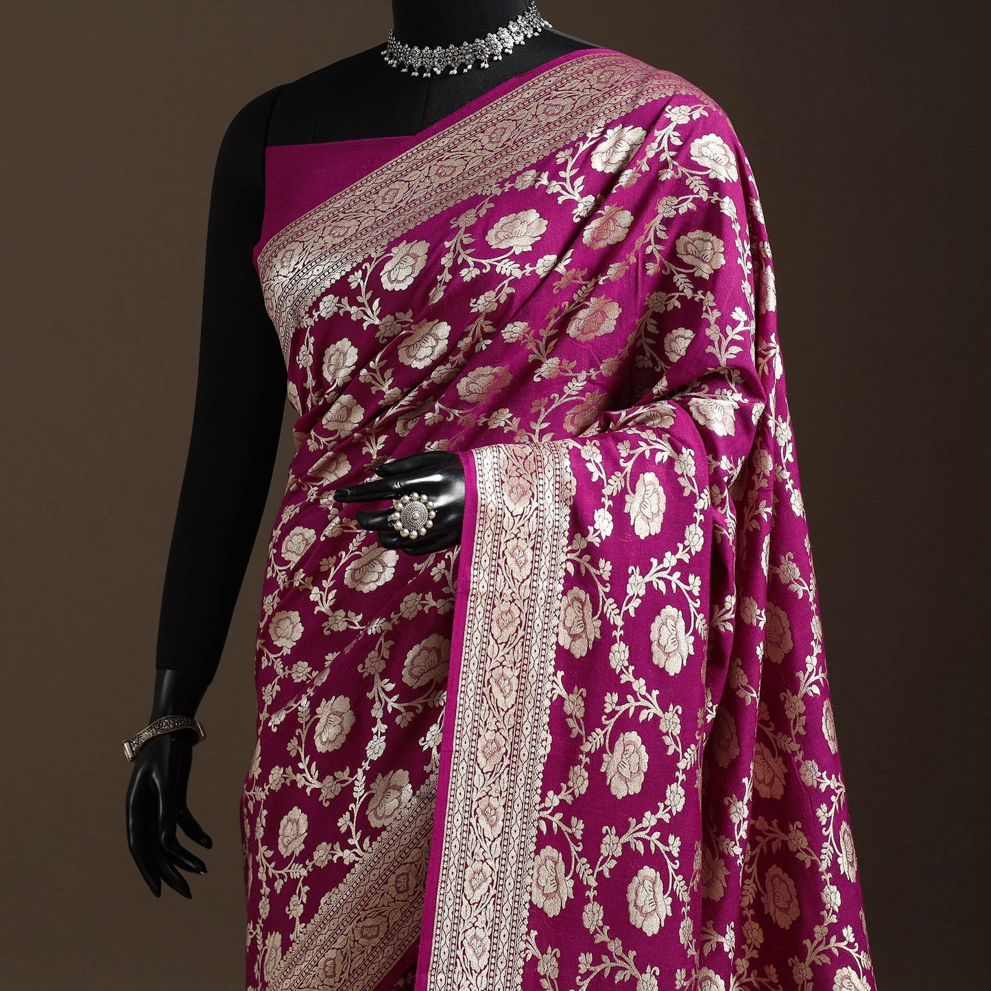 Handwoven zari jaal work mulberry x muga silk heavy