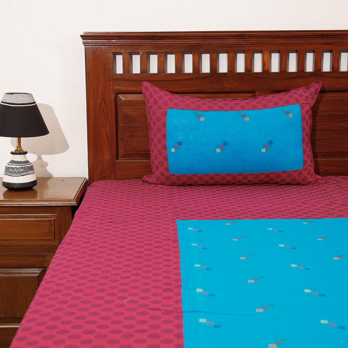 Jacquard Patchwork Cotton Double Bed Cover with Pillow Covers Online at iTokri.com