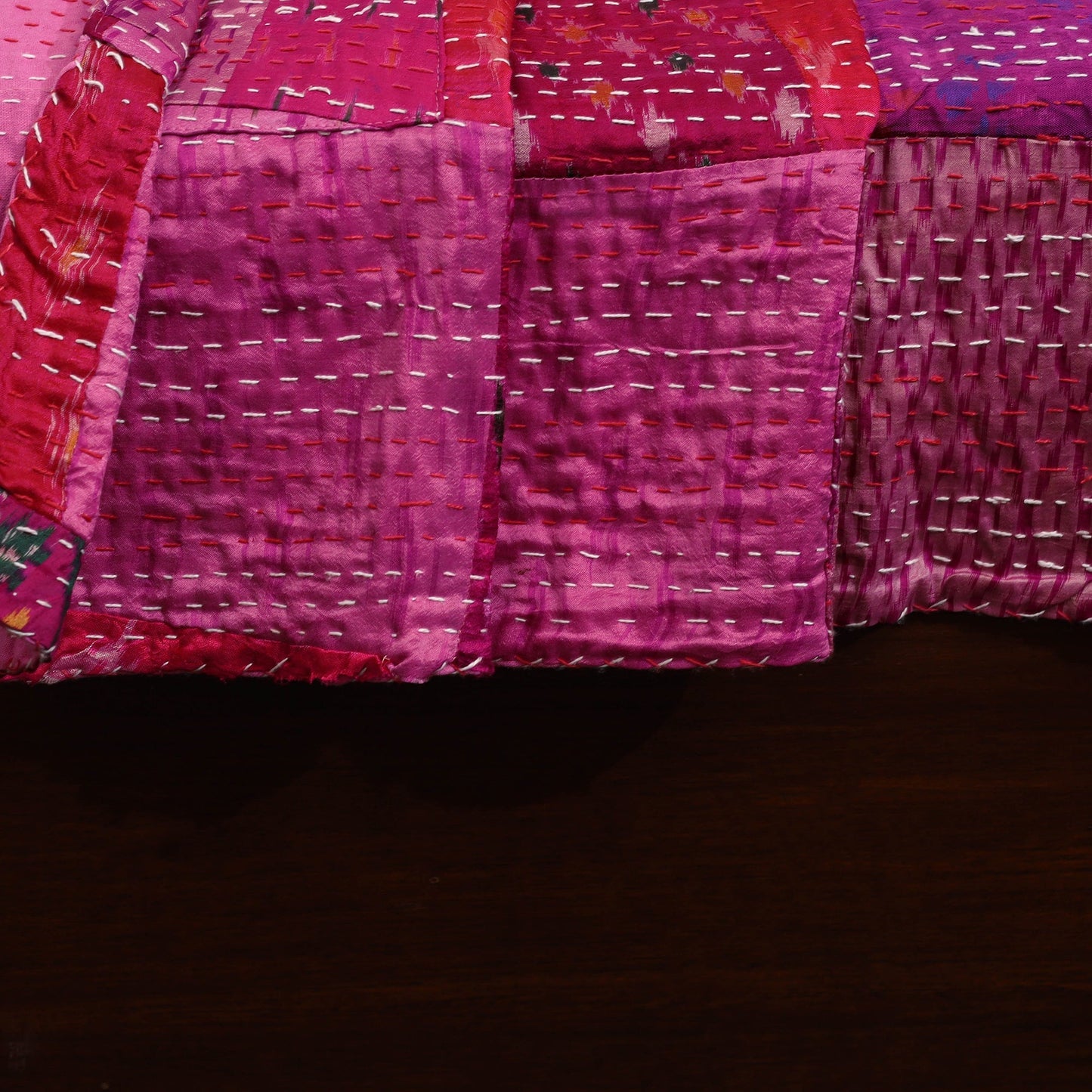 Khambadiya tagai patchwork quilt / gudri / blanket (109 x