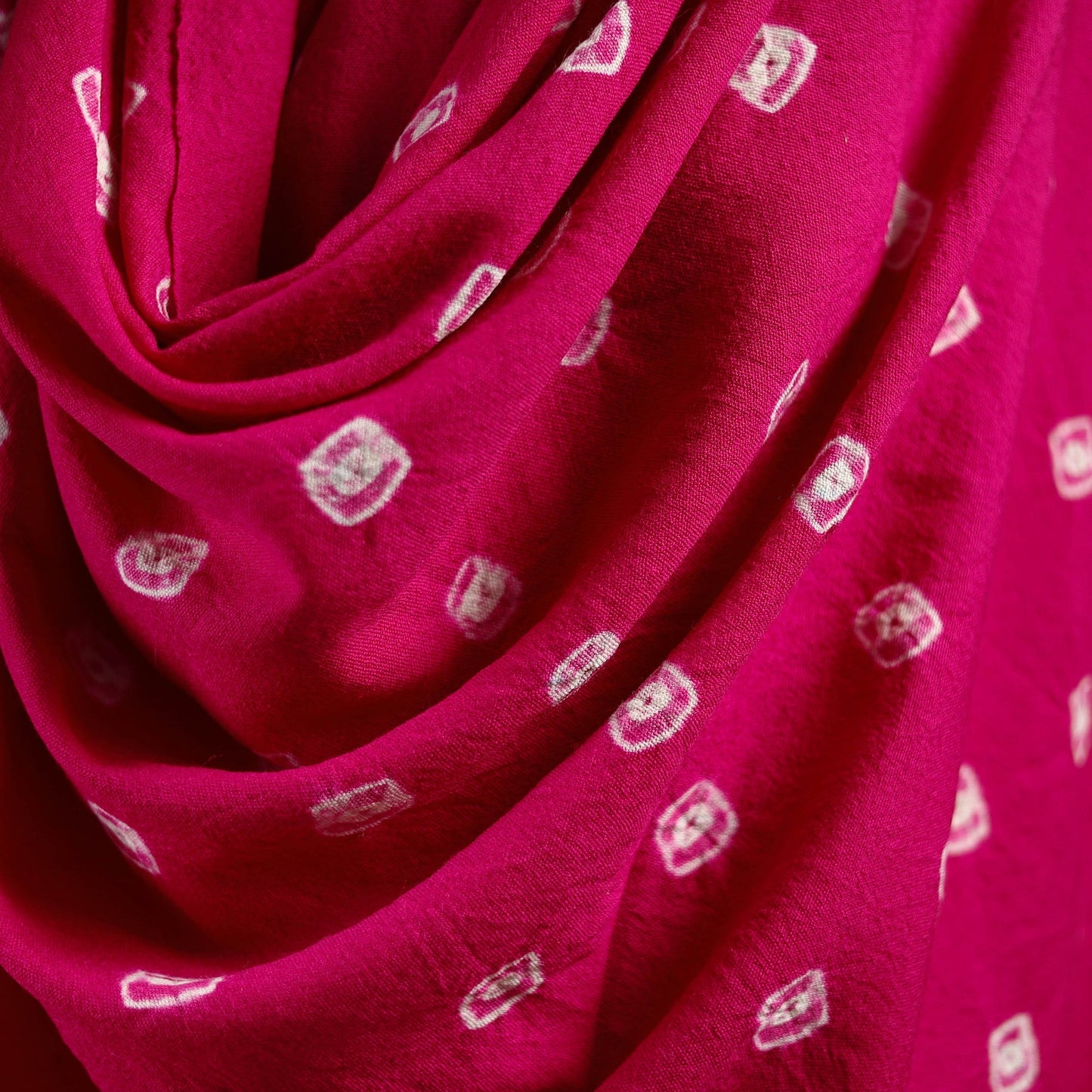 Kutch handwoven merino wool bandhani tie-dye shawl 125