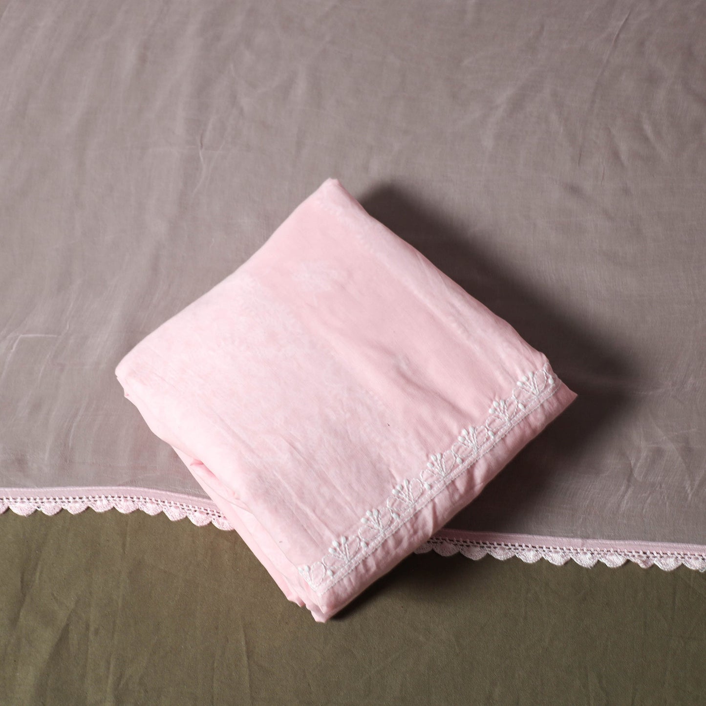 Pink - lucknowi hand embroidered cotton chikankari 3pc