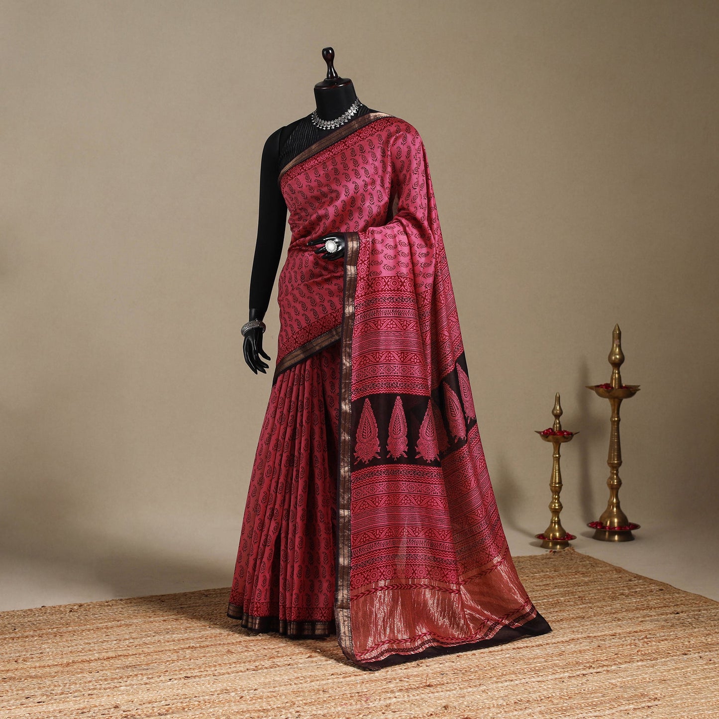Pink - maheshwari silk natural dyed bagh saree with zari