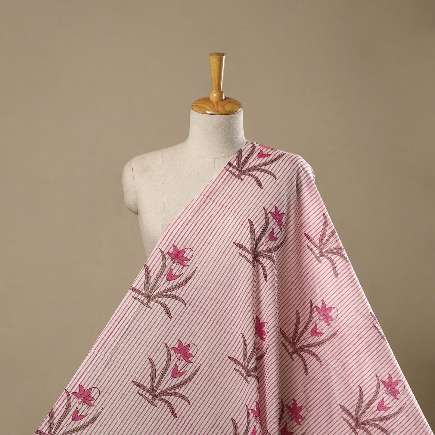 Mughal butta hand pure mul cotton sanganeri fabric 26
