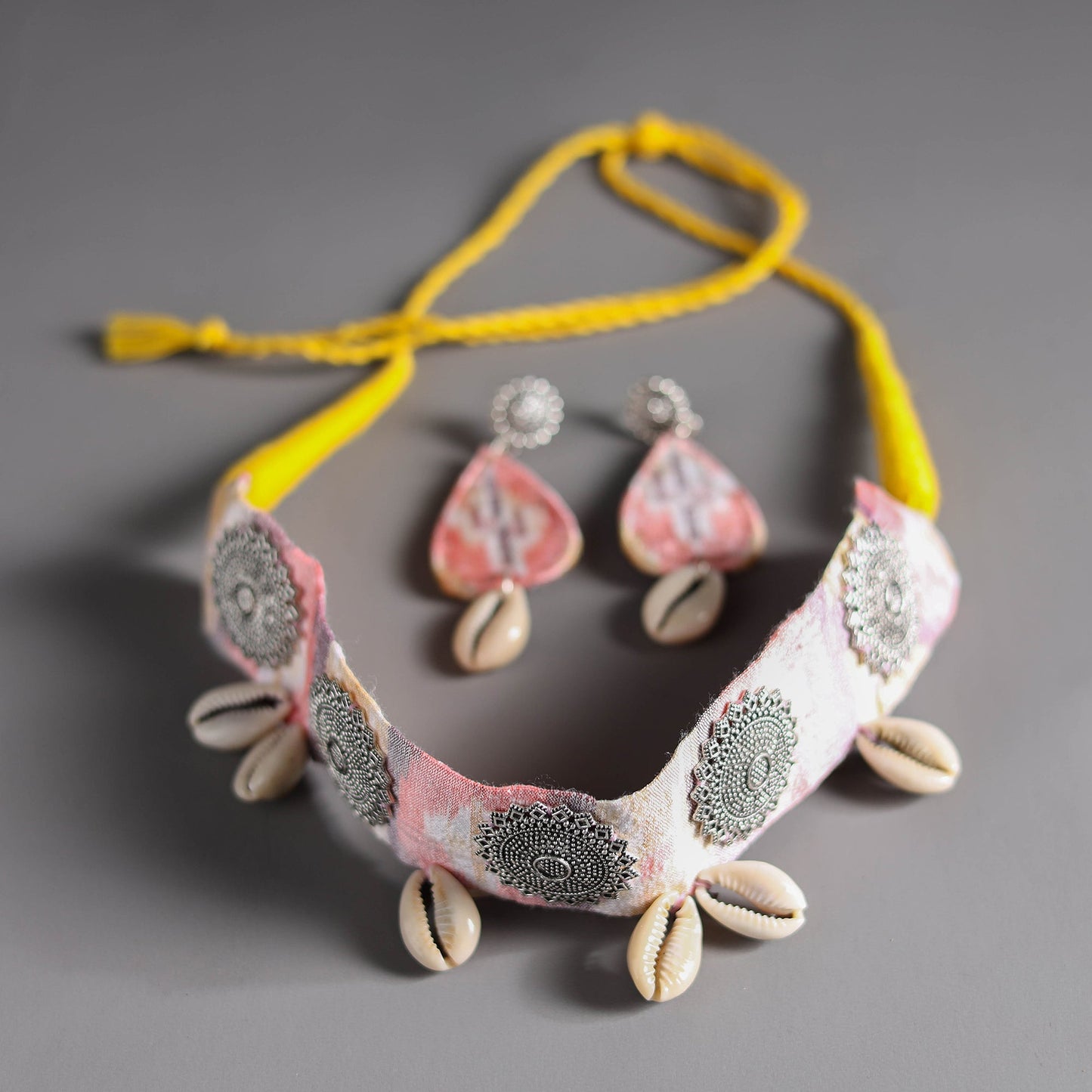 Buy Handcrafted GS Fabart Choker Necklace | Artisanal Jewelry