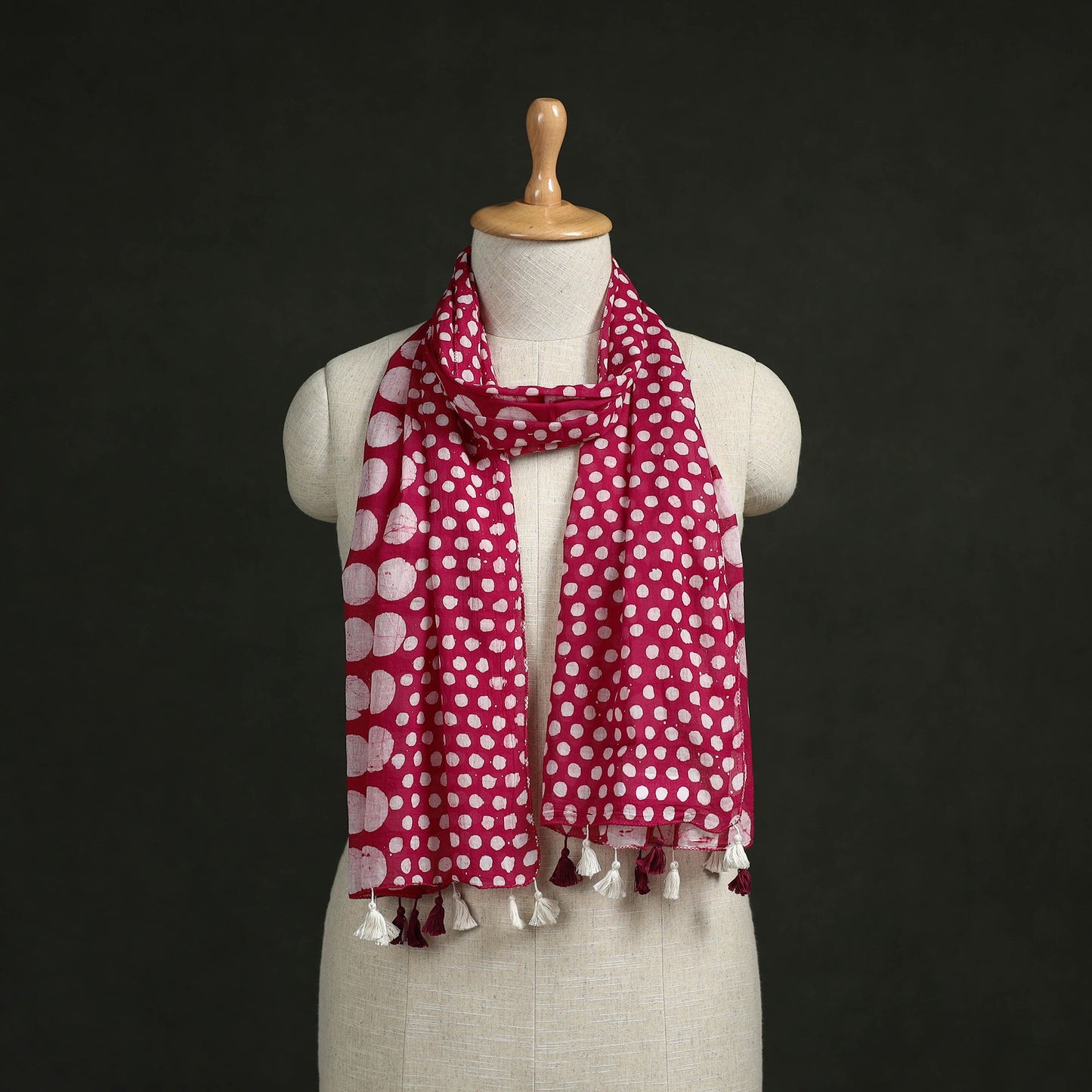 Pure mul cotton kutch hand block batik print stole