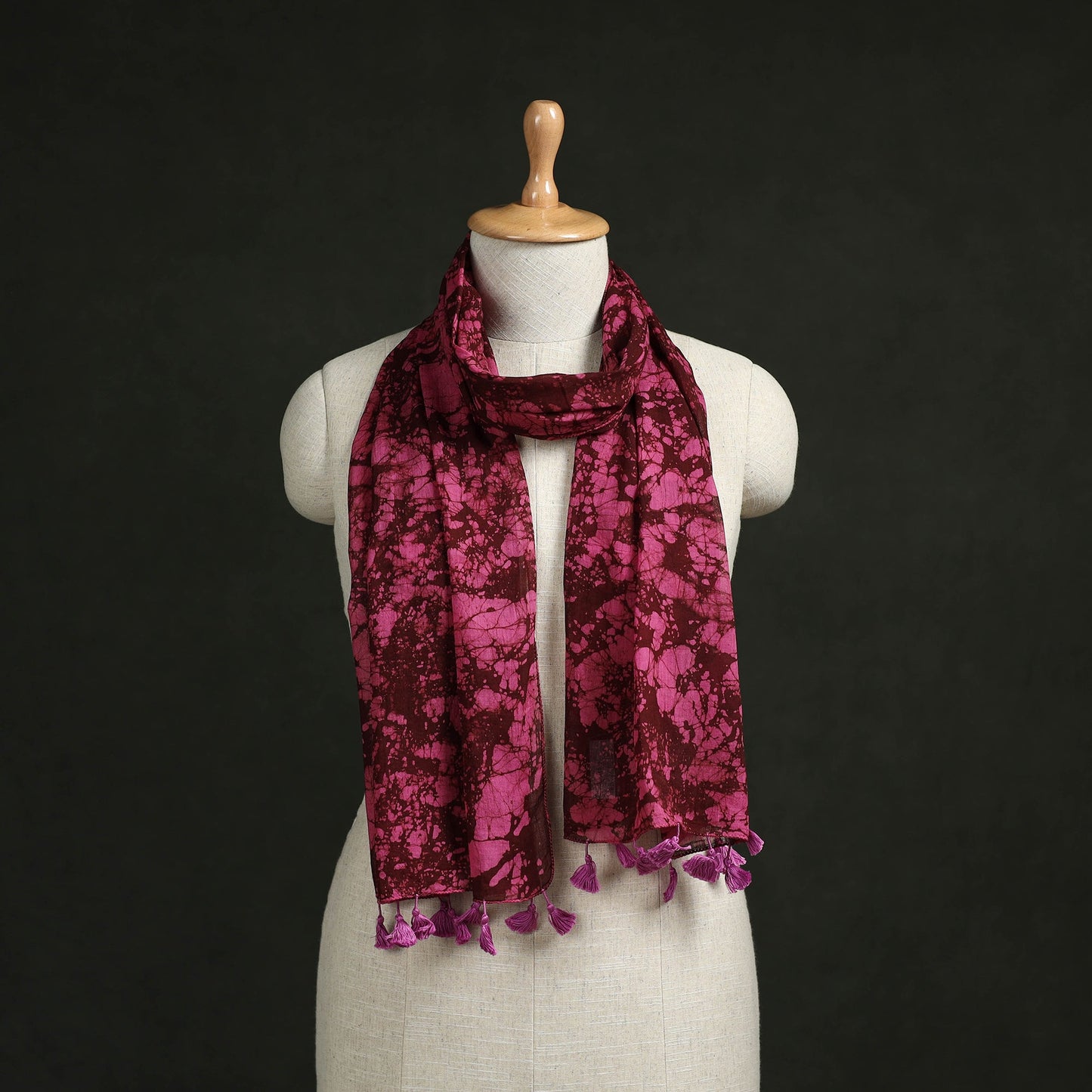Pure mul cotton kutch hand block batik print stole