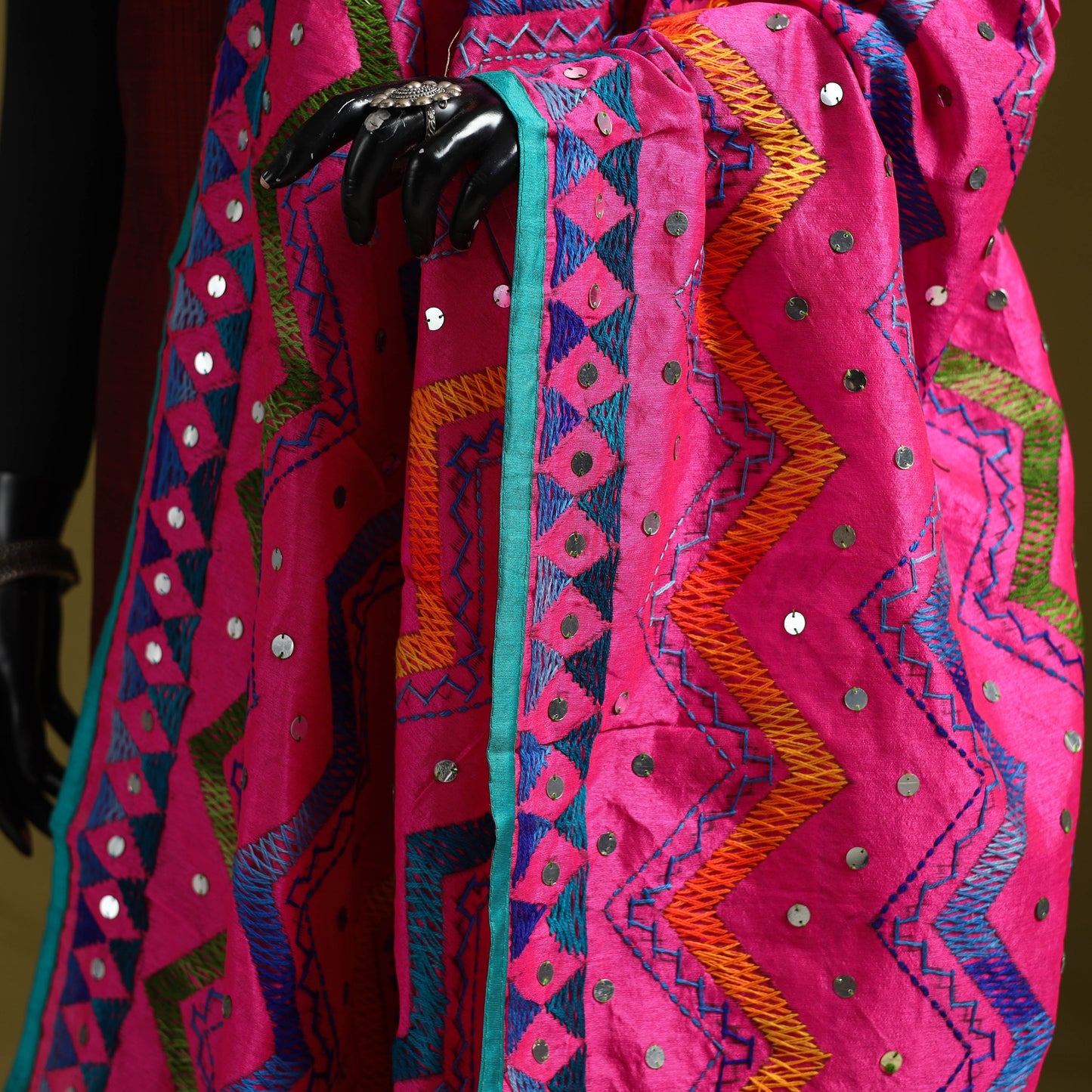 Ranihati chanderi silk zig zag hand embroidery dupatta 44