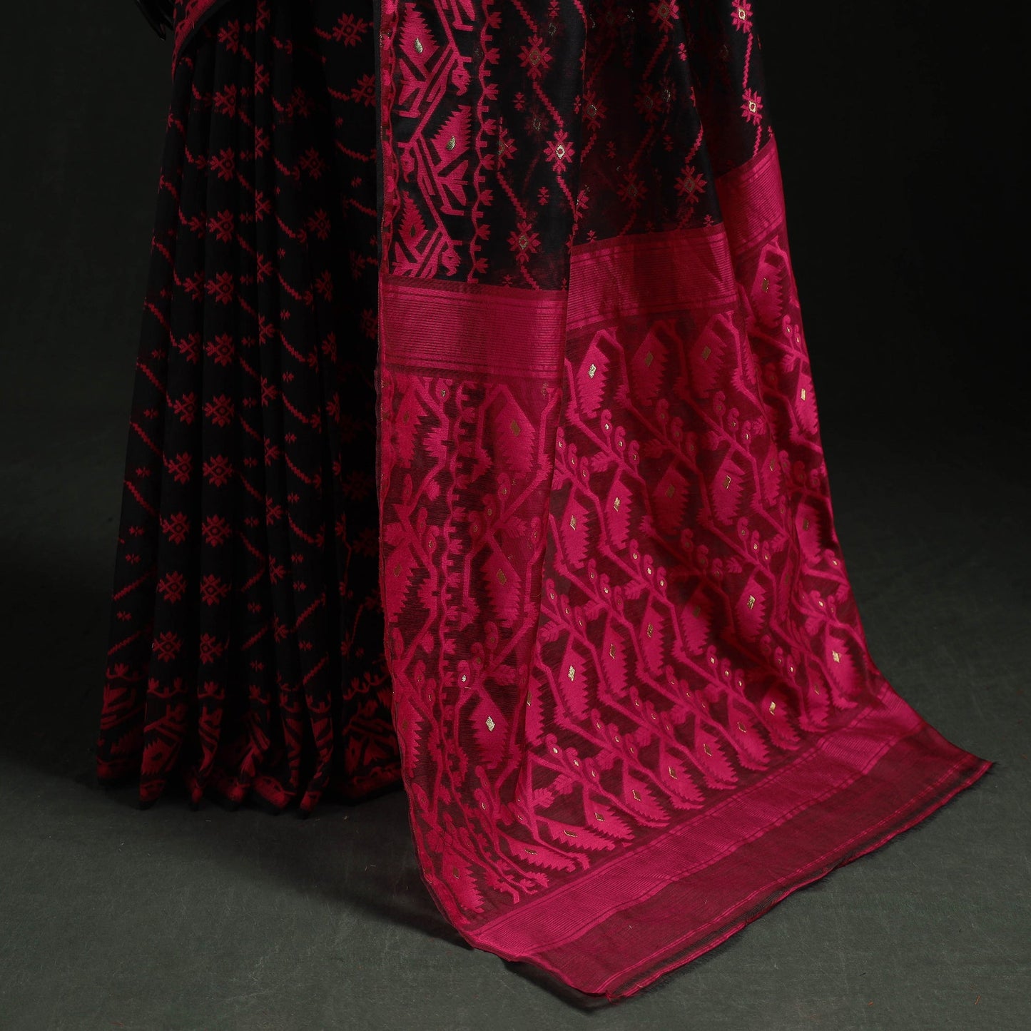 Silk cotton dhakai jamdani saree 06 - handcrafted