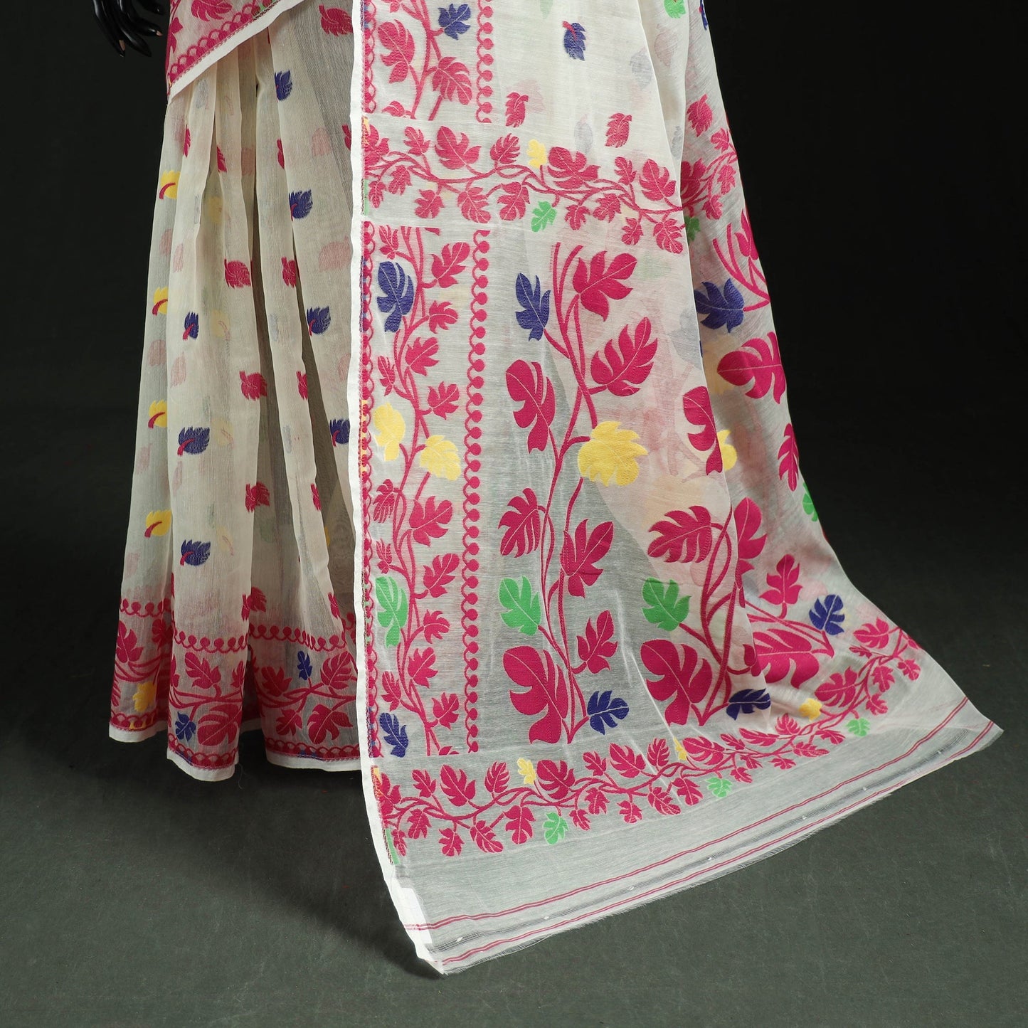 Silk cotton dhakai jamdani saree 15 - handcrafted