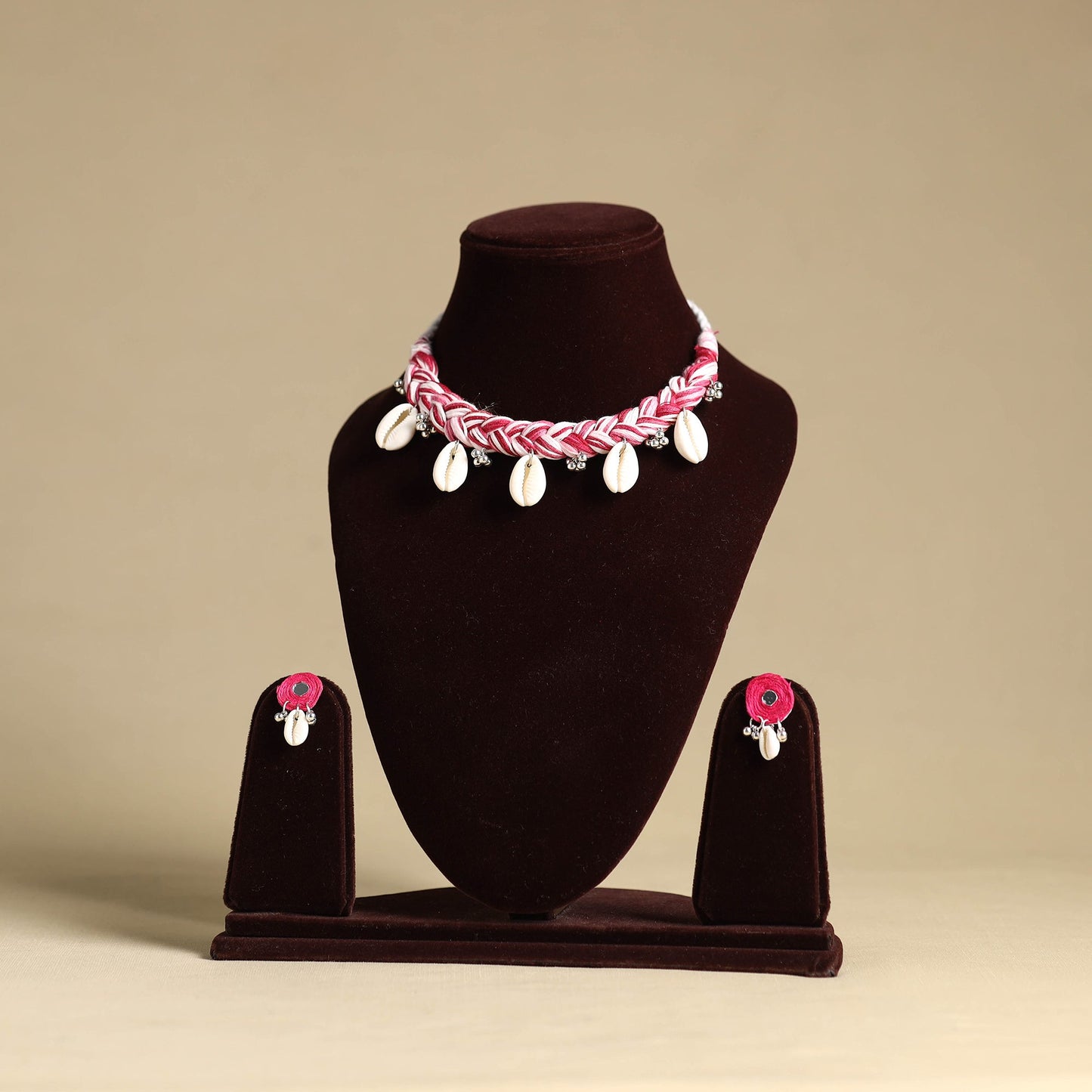 Thread Braided Shell Choker Necklace Set