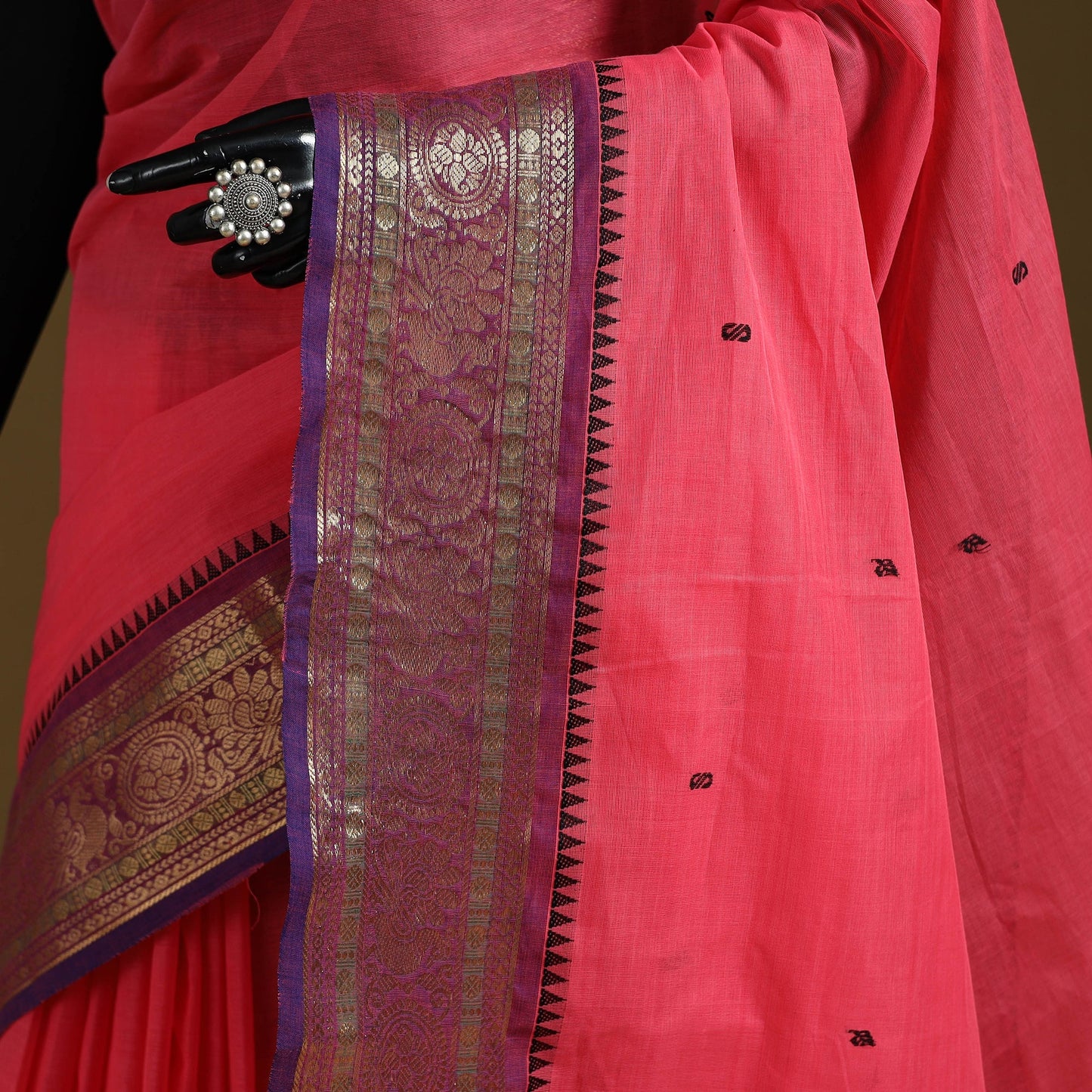 Thread buti cotton kanchipuram saree with border 14