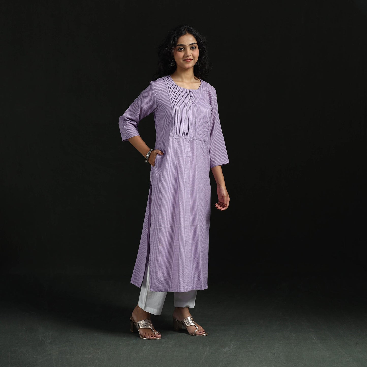 Plain running stitch pintuck straight cotton kurta