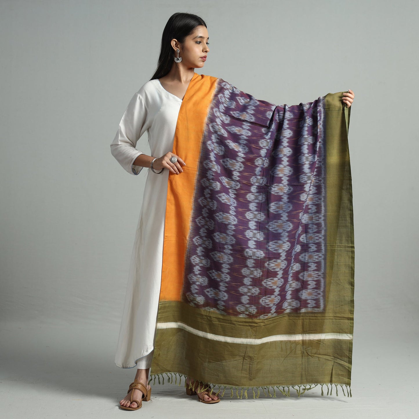 Pochampally Ikat Cotton Handloom Dupatta 67 Online