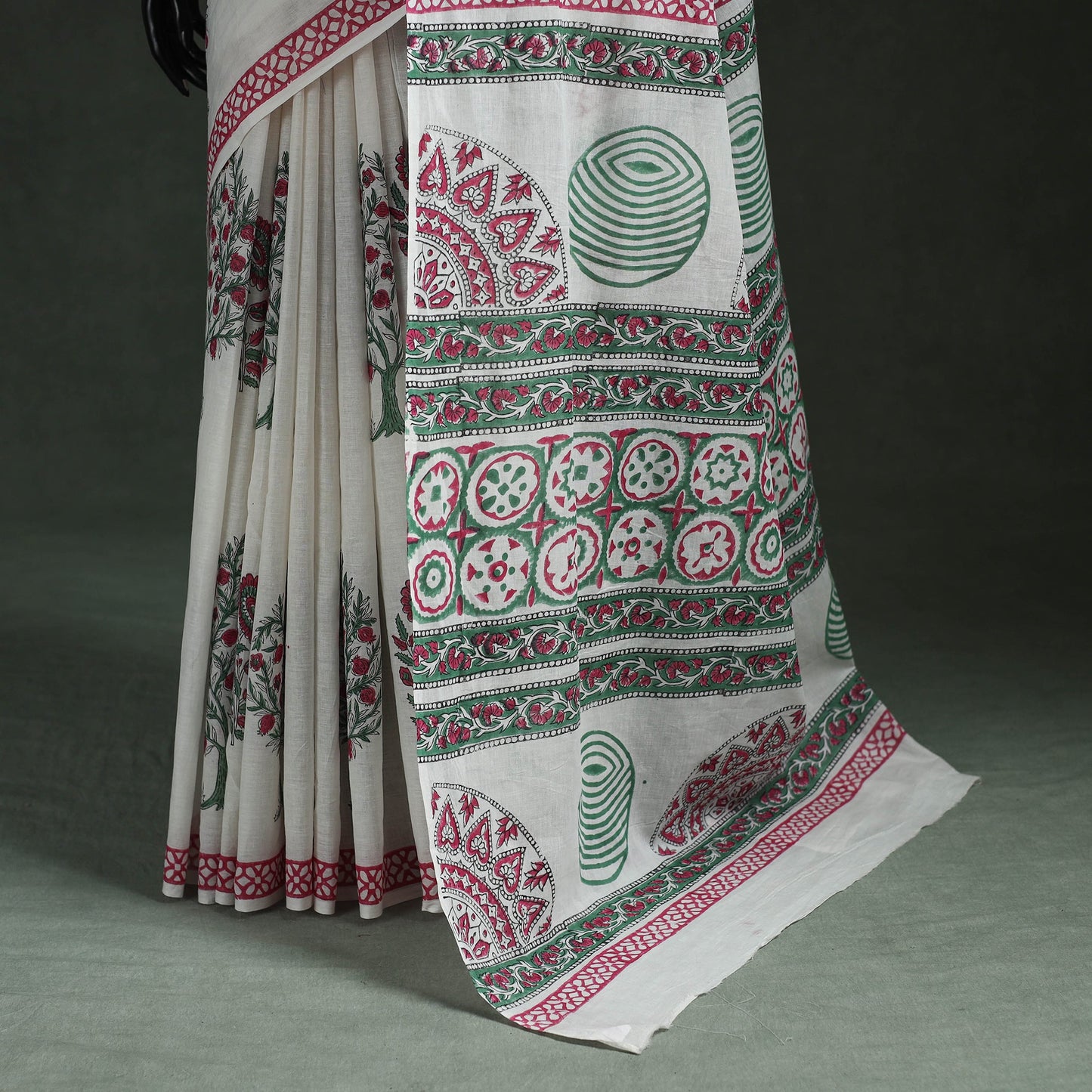Pure mul cotton hand block sanganeri print saree 04