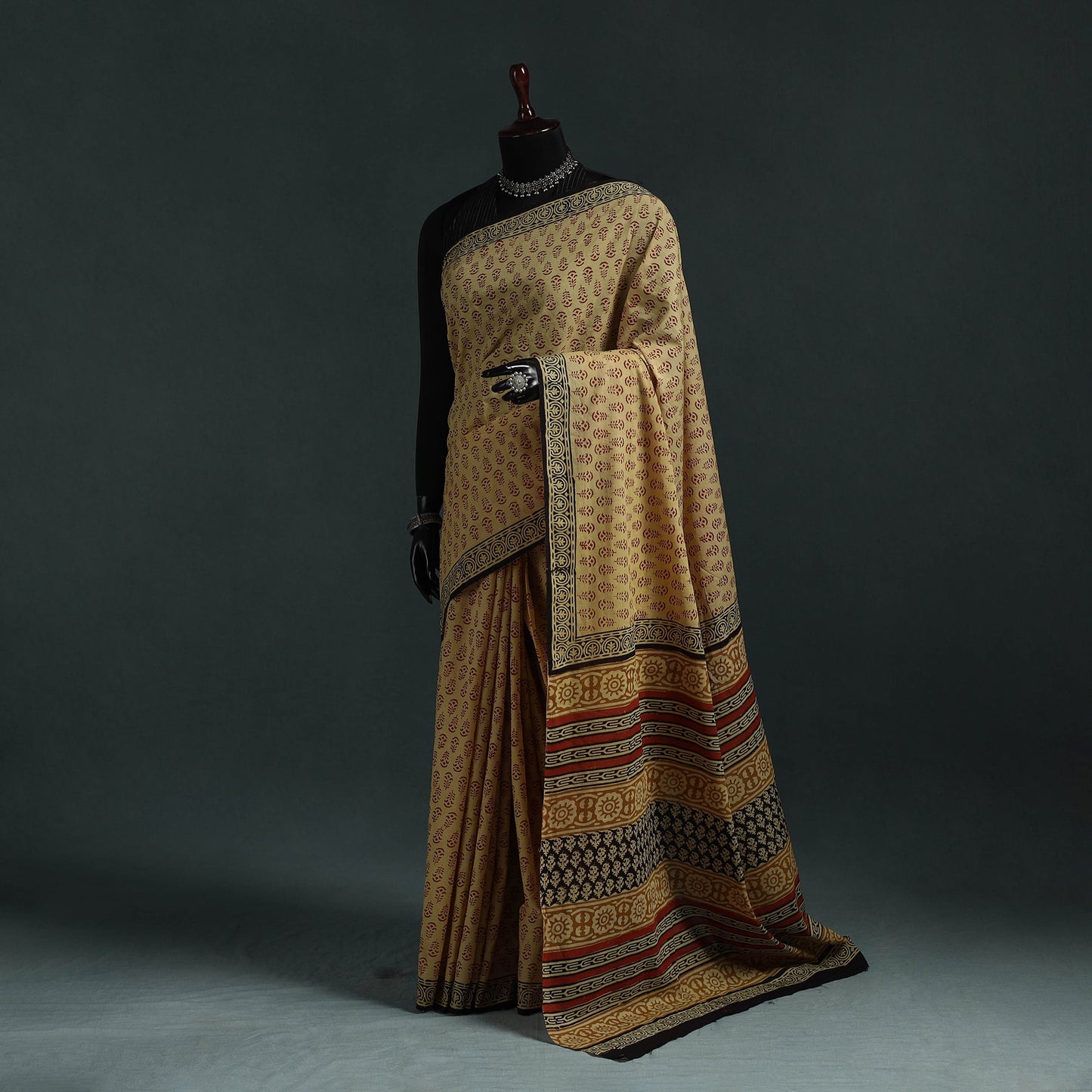 Pure mul cotton natural dyed hand block bagru print saree
