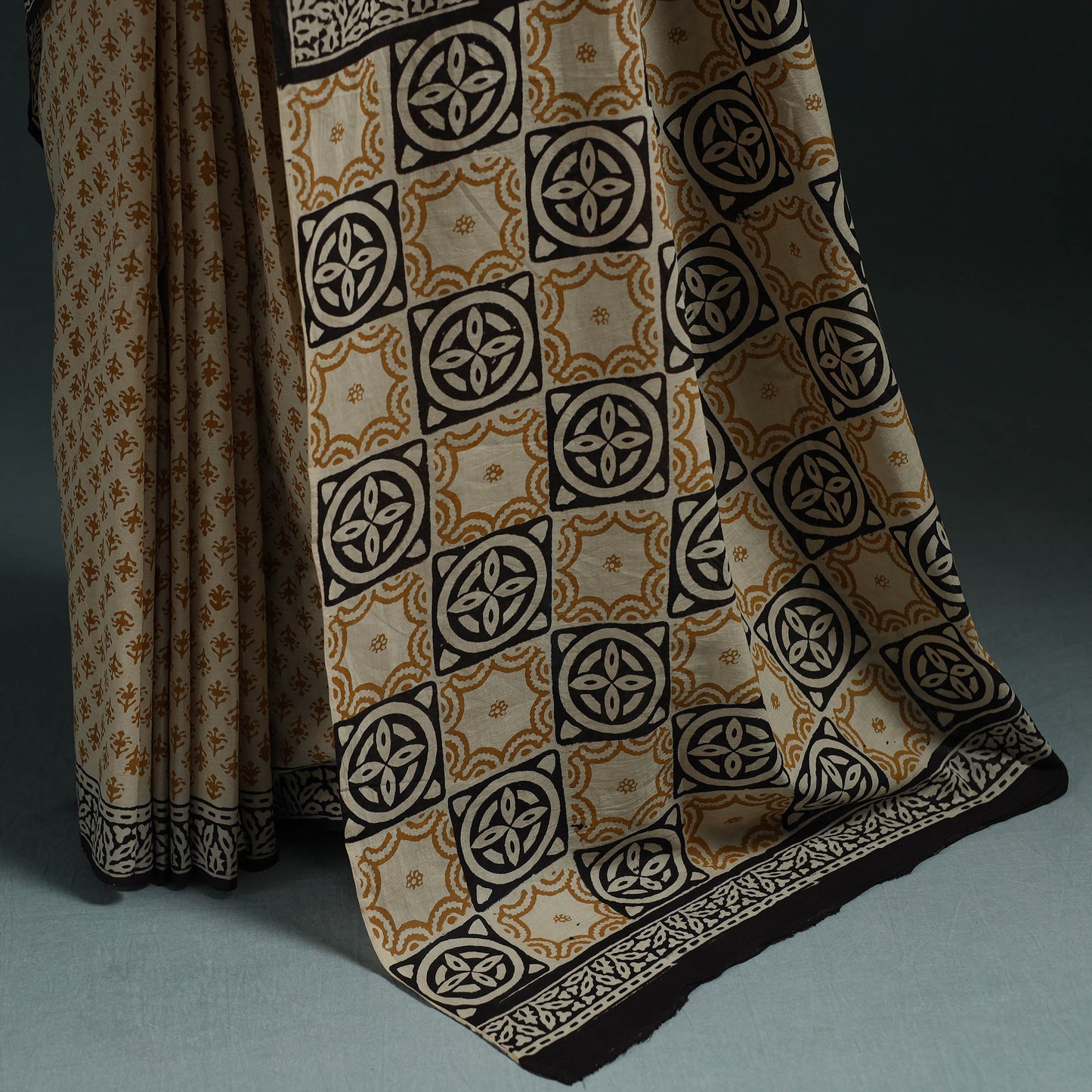 Pure mul cotton natural dyed hand block bagru print saree