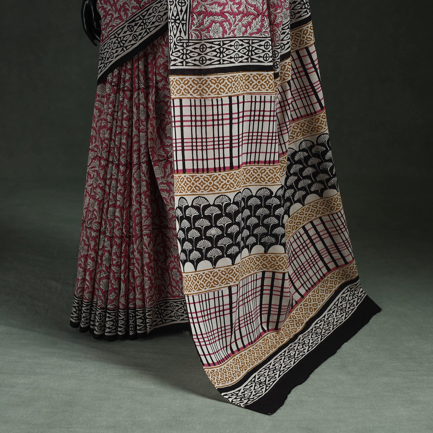Pure mul cotton natural dyed hand block bagru print saree