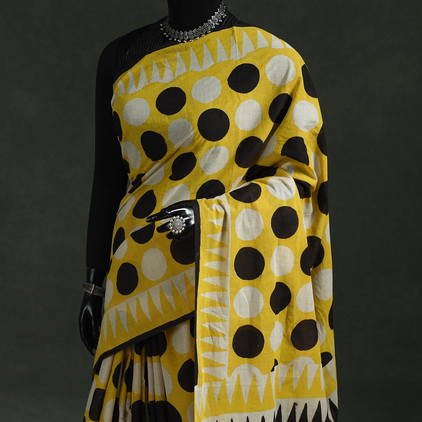 Pure mul cotton natural dyed hand block bagru print saree