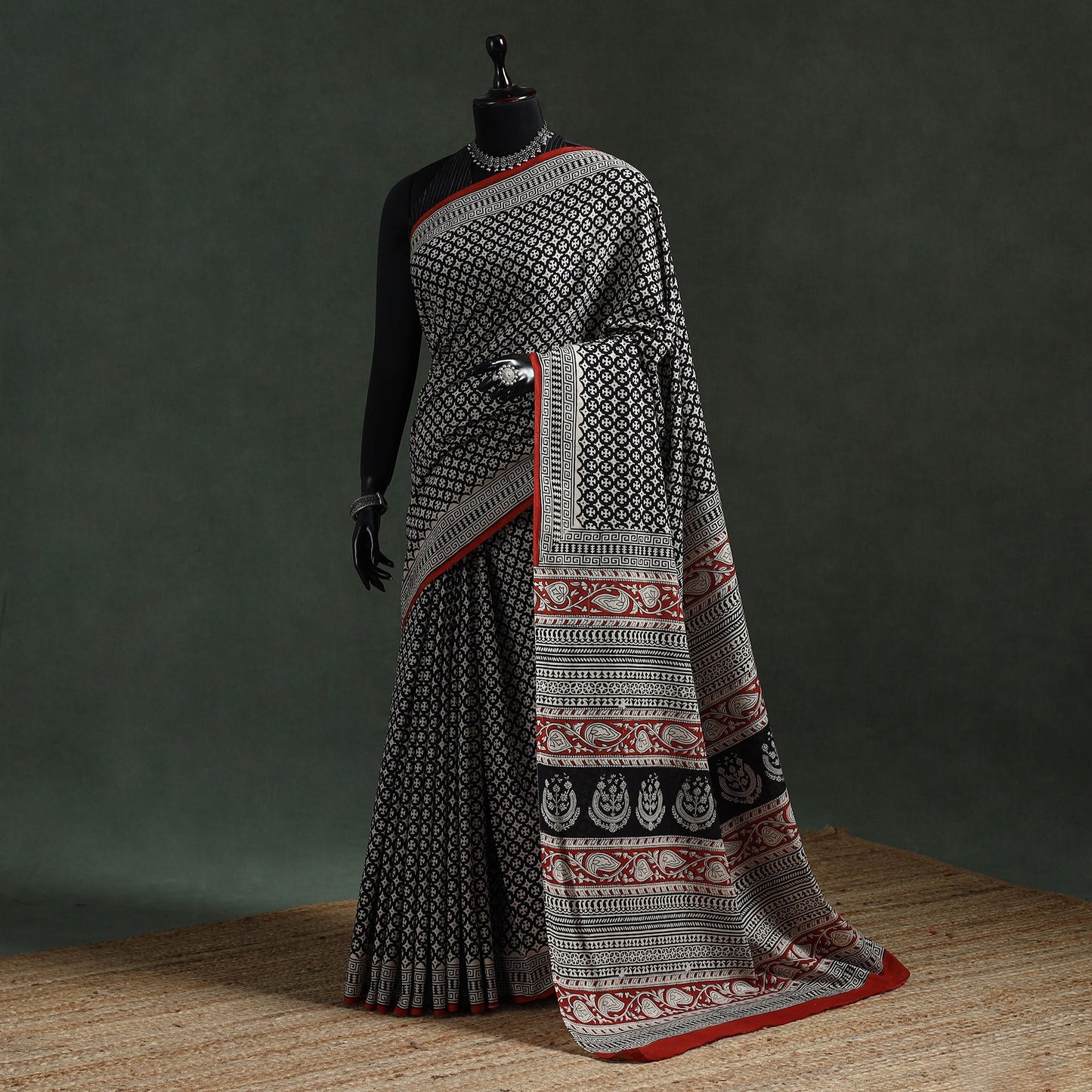 Pure mul cotton natural dyed hand block dabu bagru print