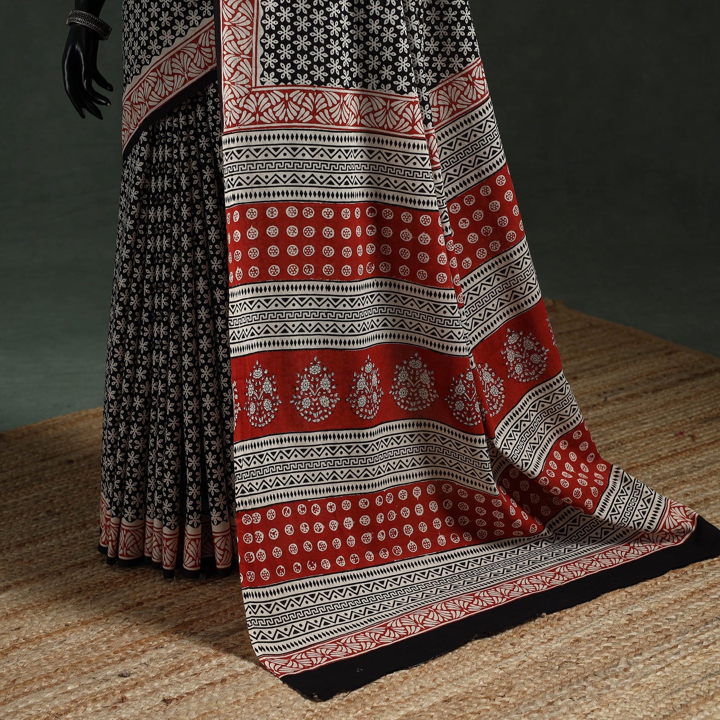 Pure mul cotton natural dyed hand block dabu bagru print
