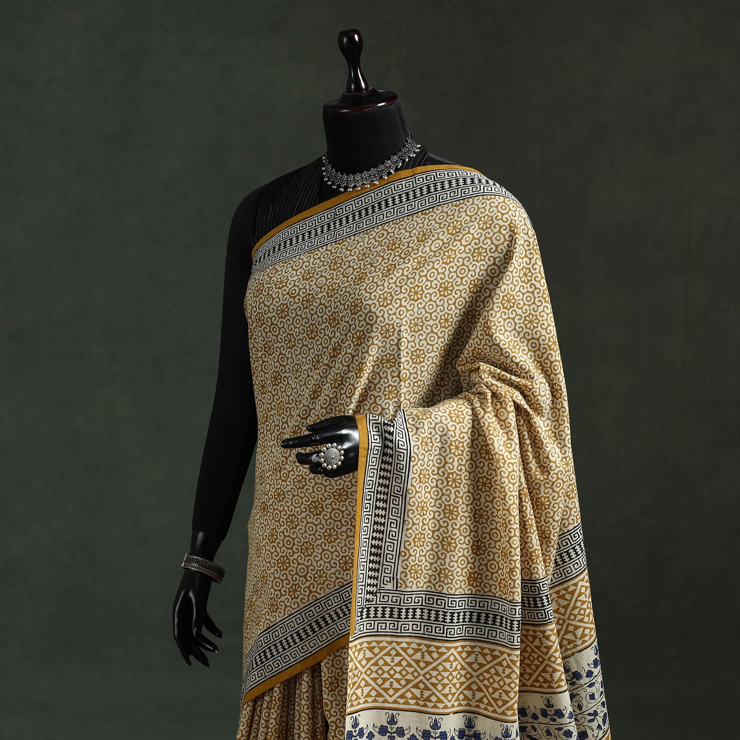 Pure mul cotton natural dyed hand block dabu bagru print