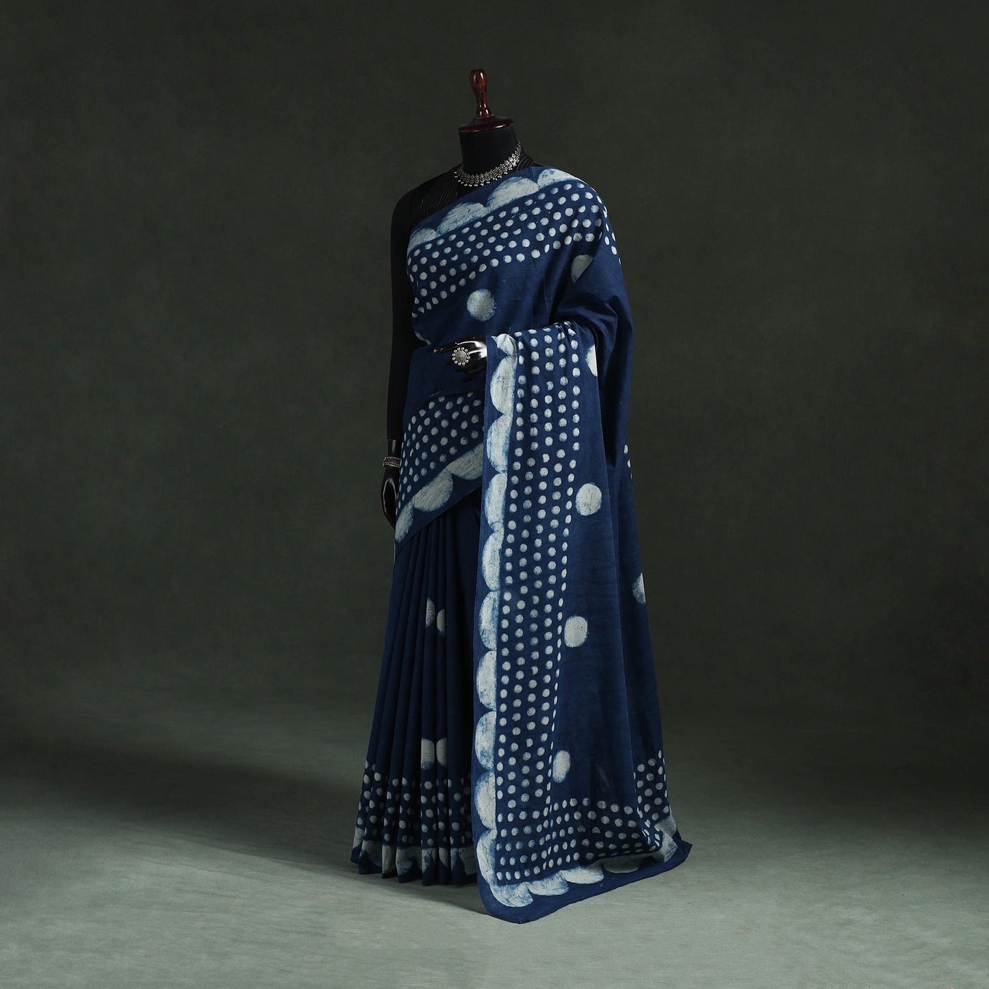 Pure mul cotton natural dyed hand block indigo bagru print