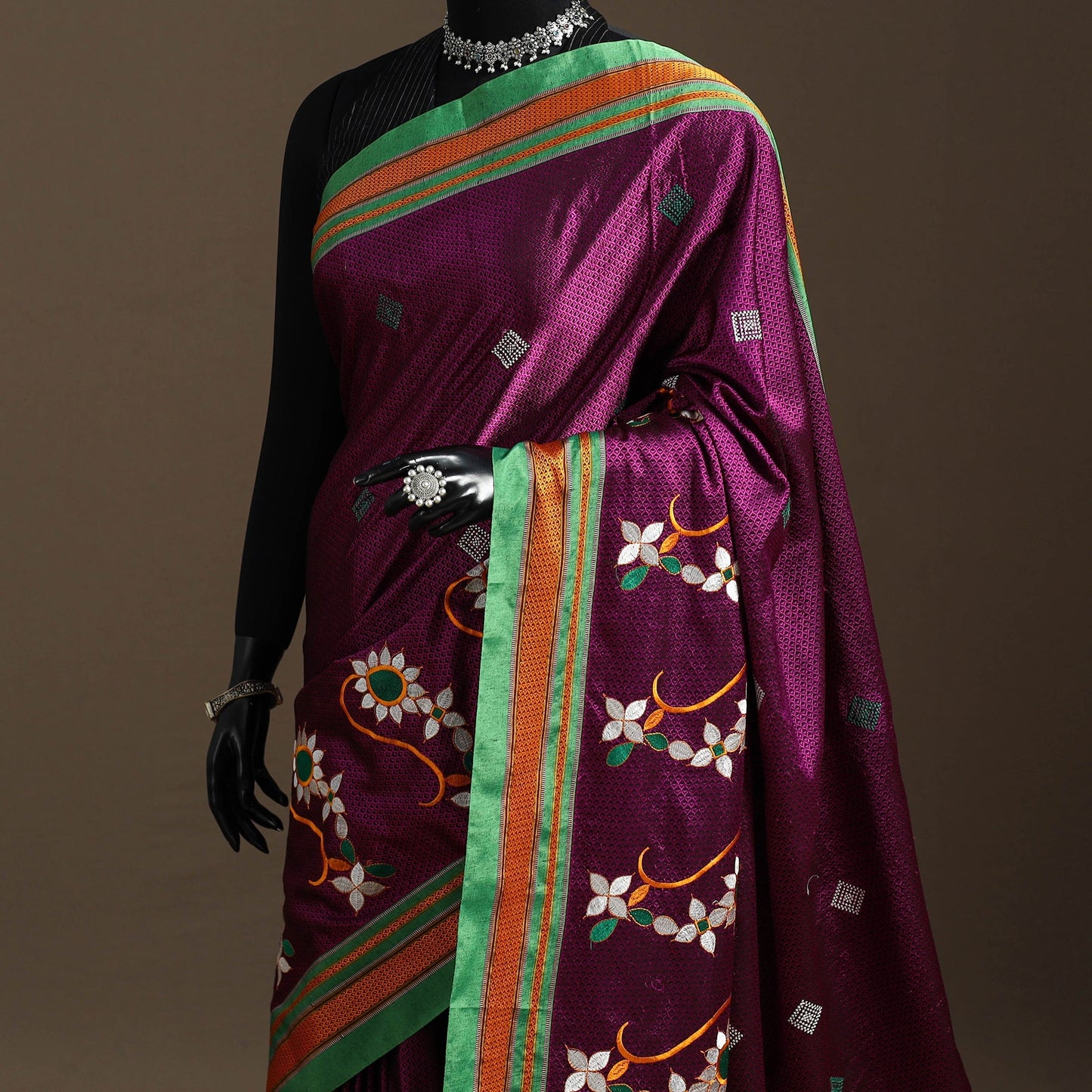 Cotton nath work khun saree 27 - handcrafted