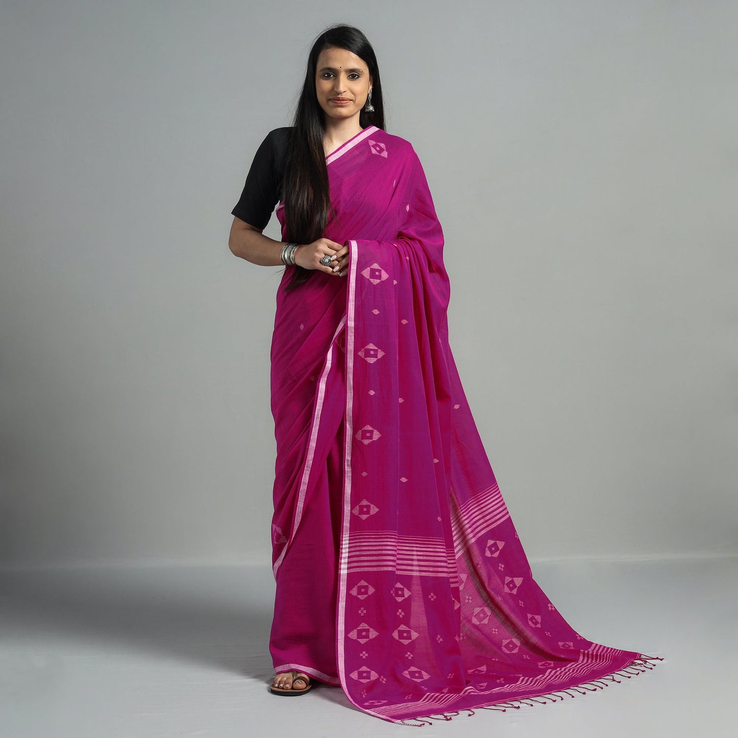Handloom Cotton Phulia Jamdani Saree with Tassels