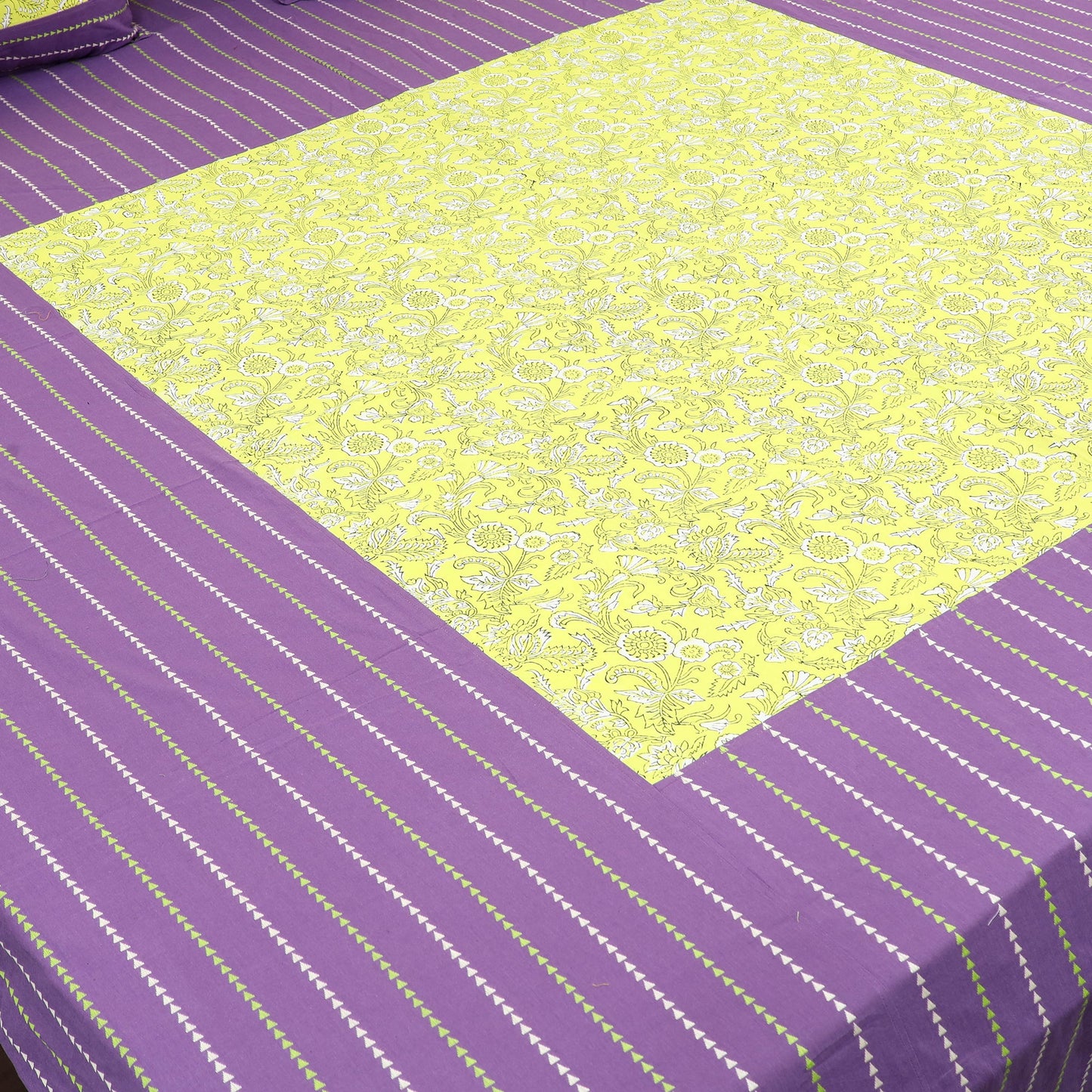 Buy Jacquard with Sanganeri Patch Cotton Bedsheet Set