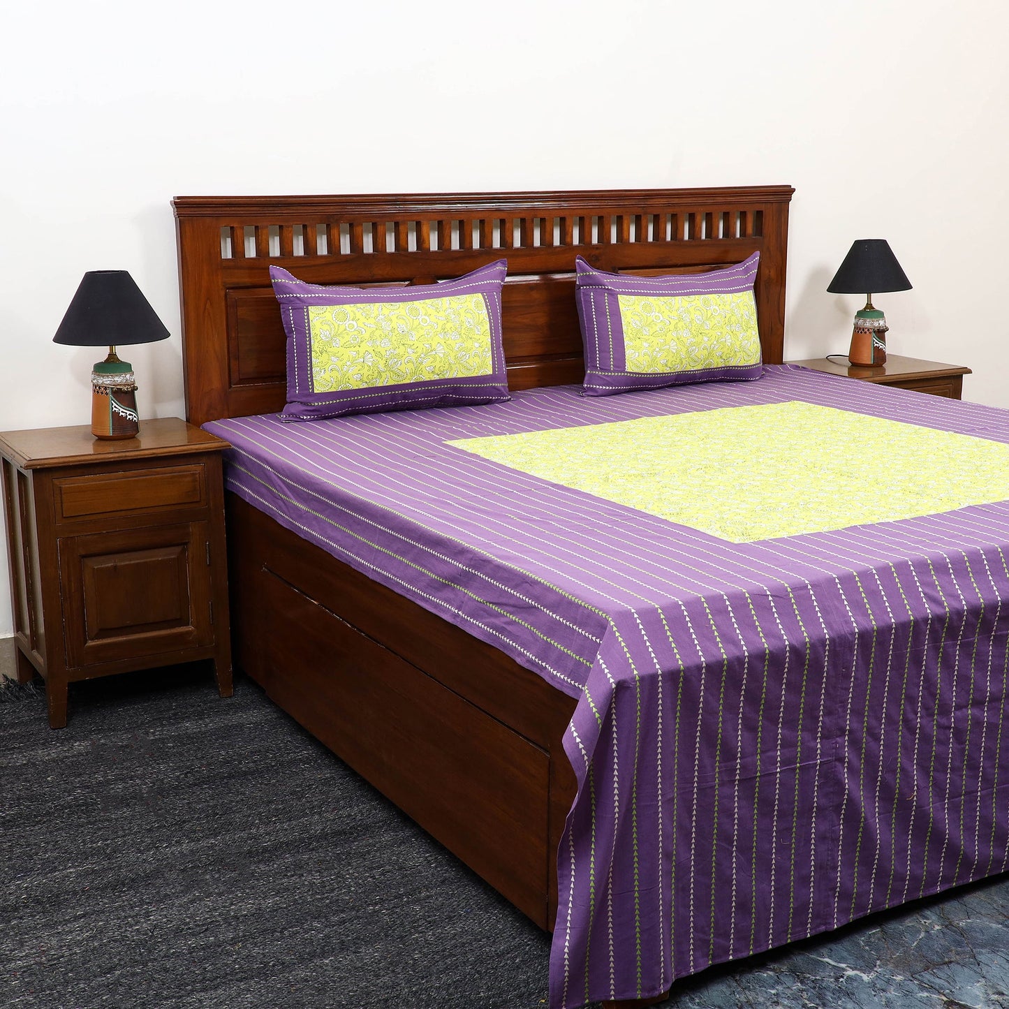 Buy Jacquard with Sanganeri Patch Cotton Bedsheet Set