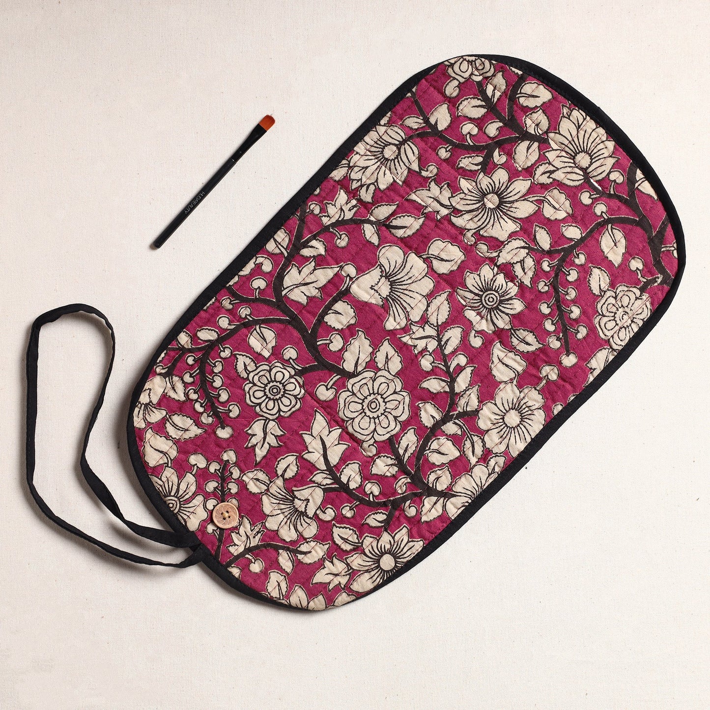 Kalamkari Fabric Multipurpose Segmented Make-up Brush Wrap Pouch/Case