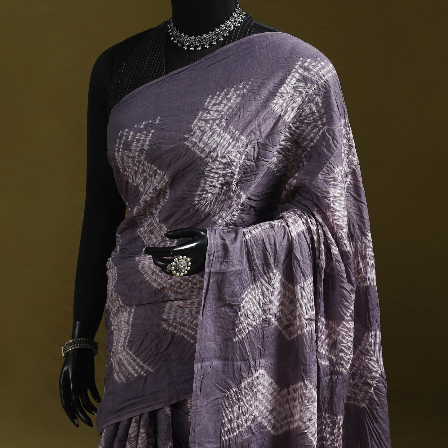 Kutch tie-dye pure cotton shibori saree 29 - handcrafted