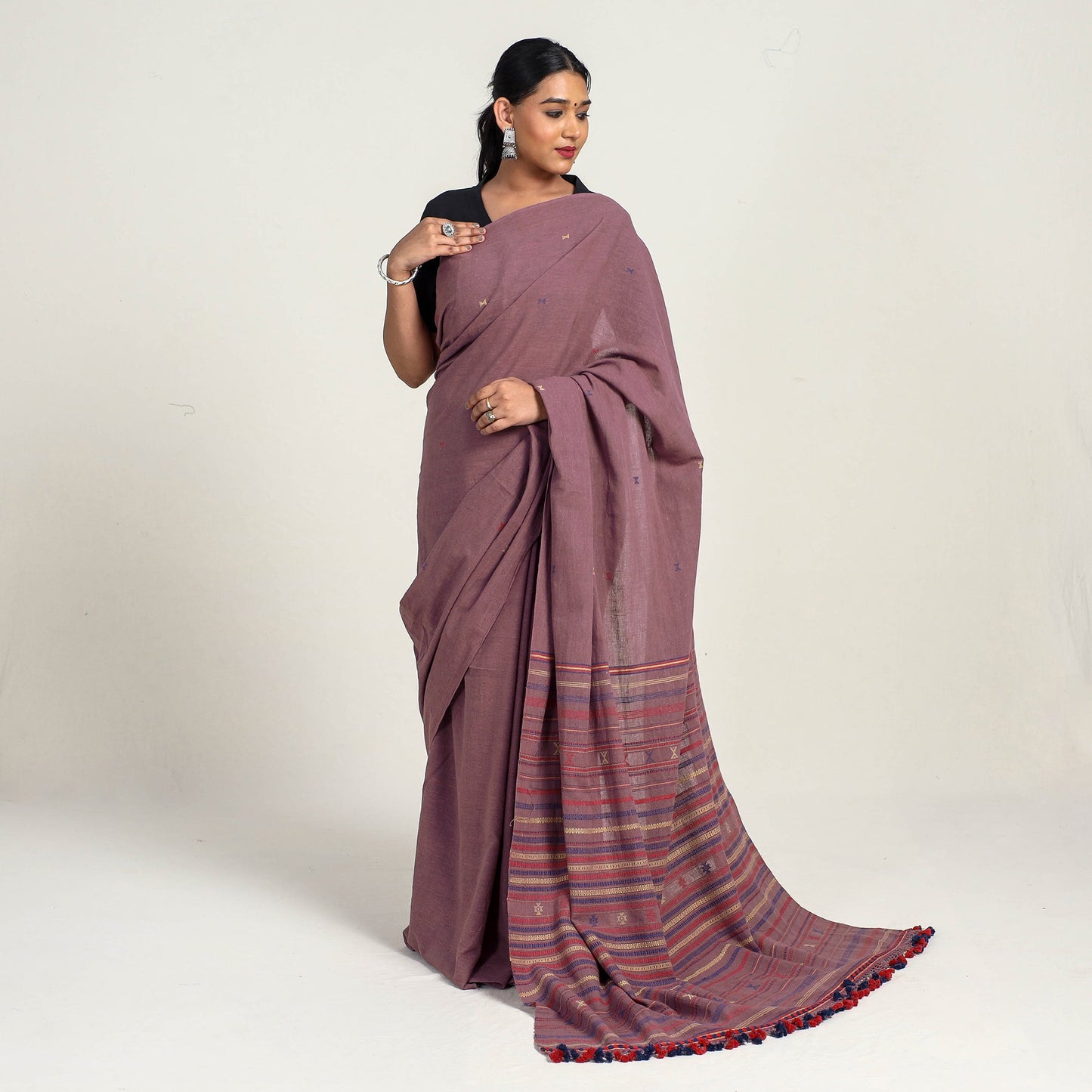 Kutch Weaving Handloom Organic Kala Cotton Saree with Tassels