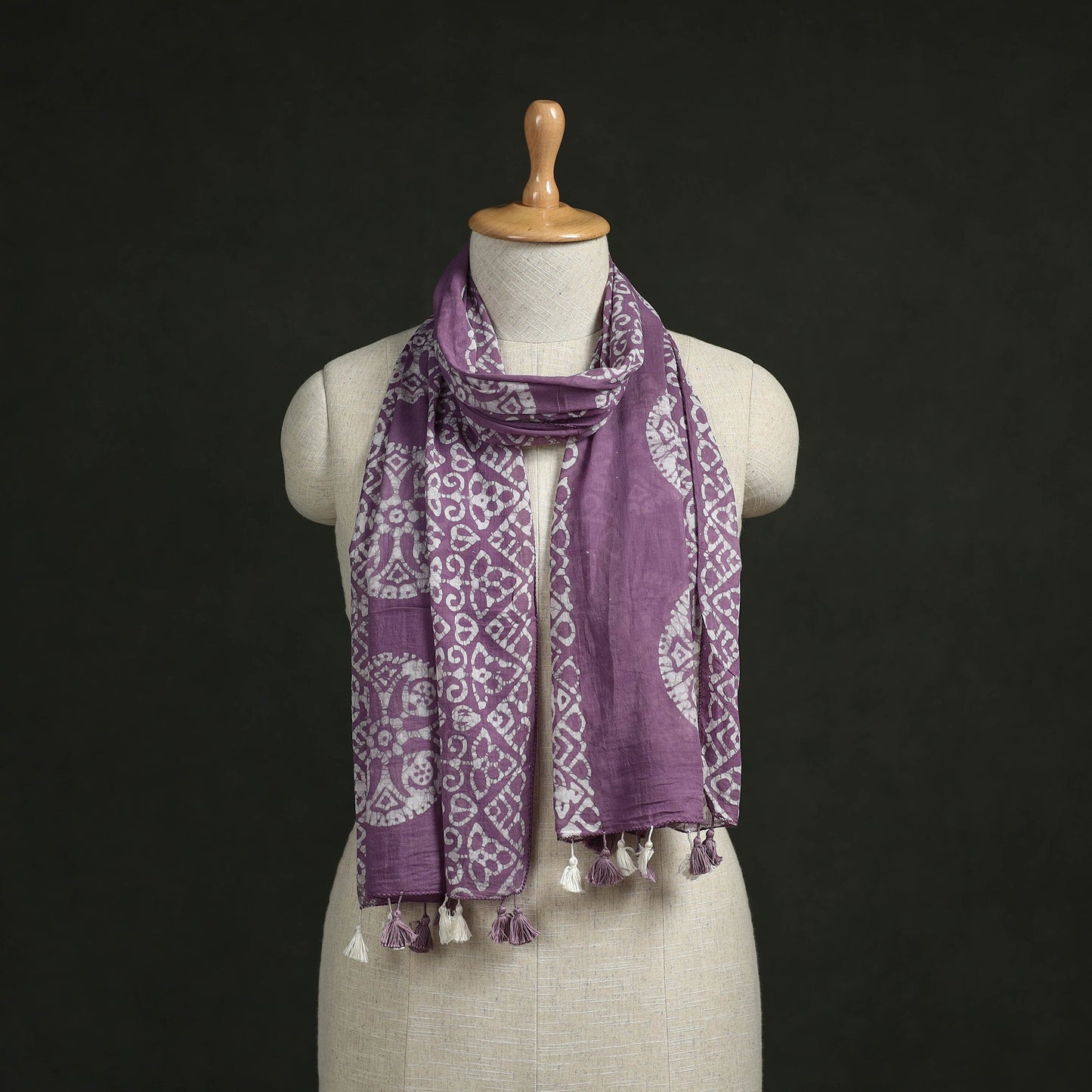 Pure mul cotton kutch hand block batik print stole
