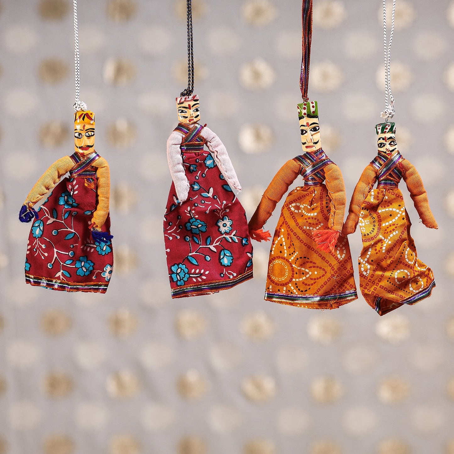 Rajasthani Dancing Couple Handmade Puppet / Kathputli